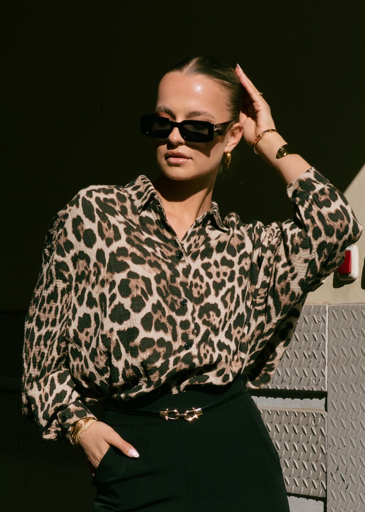Oversize muslin blouse with leopard print - light beige