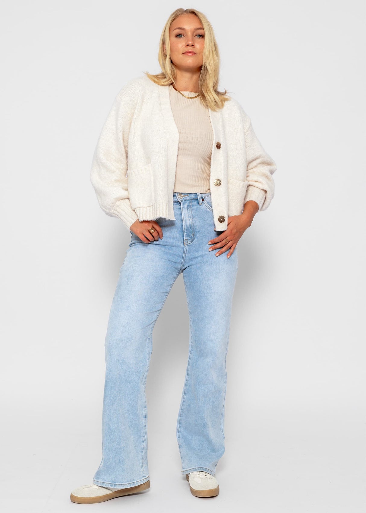 Cardigan with snap fasteners - off-white