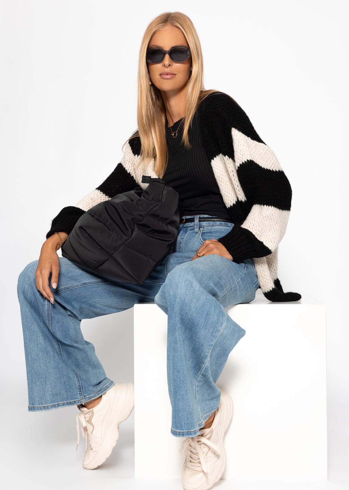 Gestreifter oversize Cardigan - schwarz-offwhite