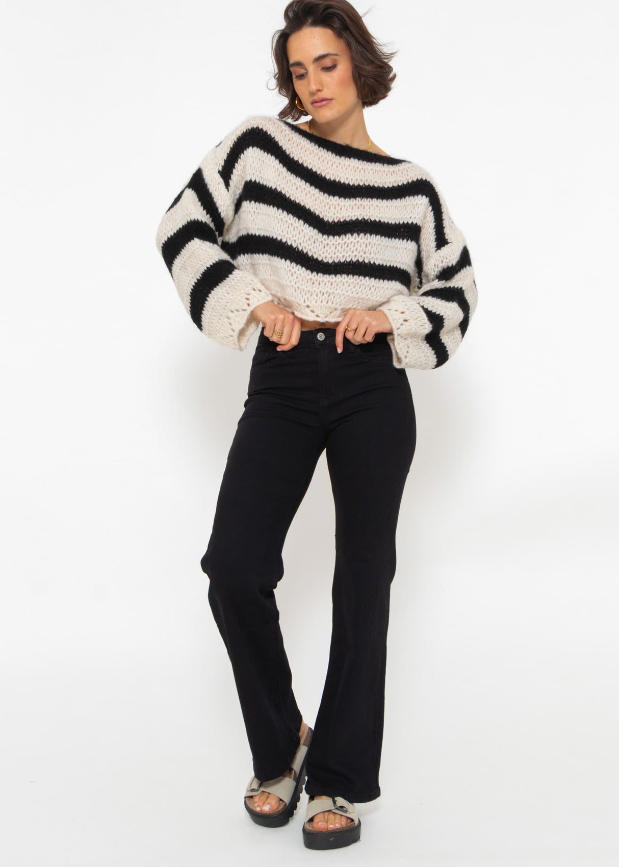 Sweater with stripes - black-beige