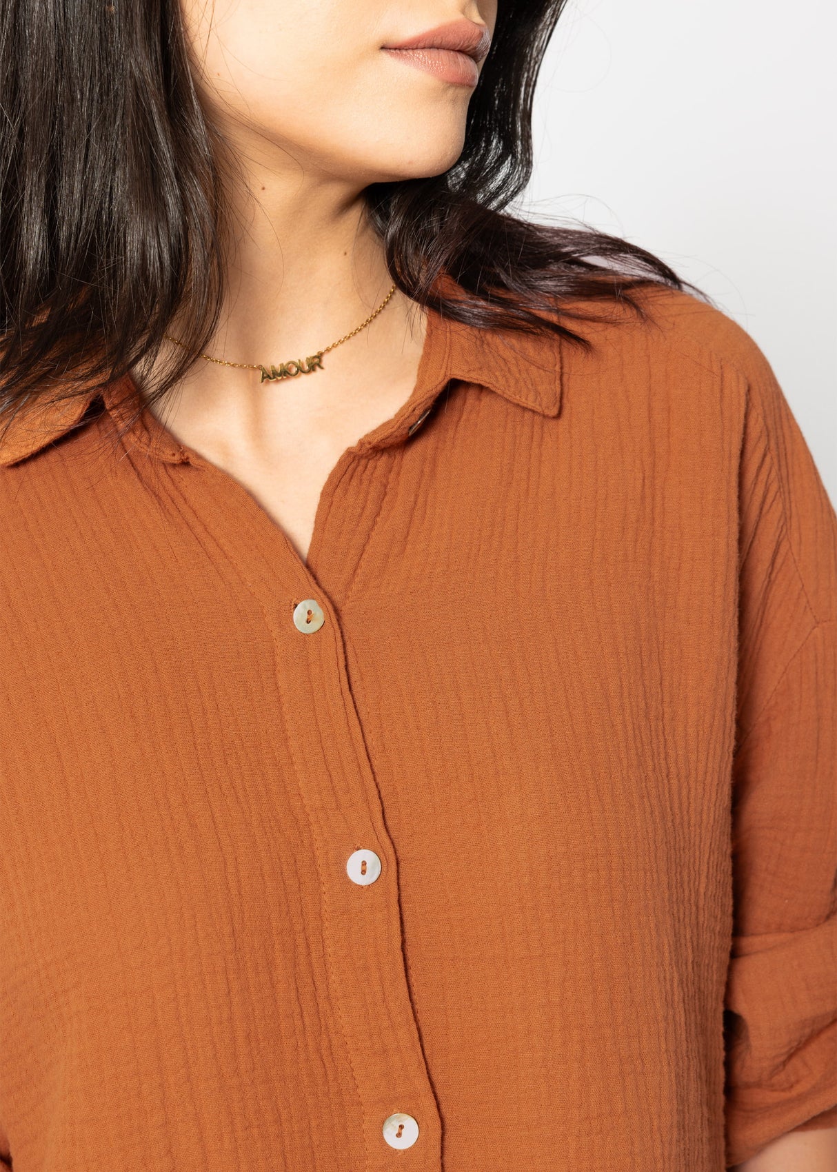 Musselin Bluse oversize, kurz, cognac