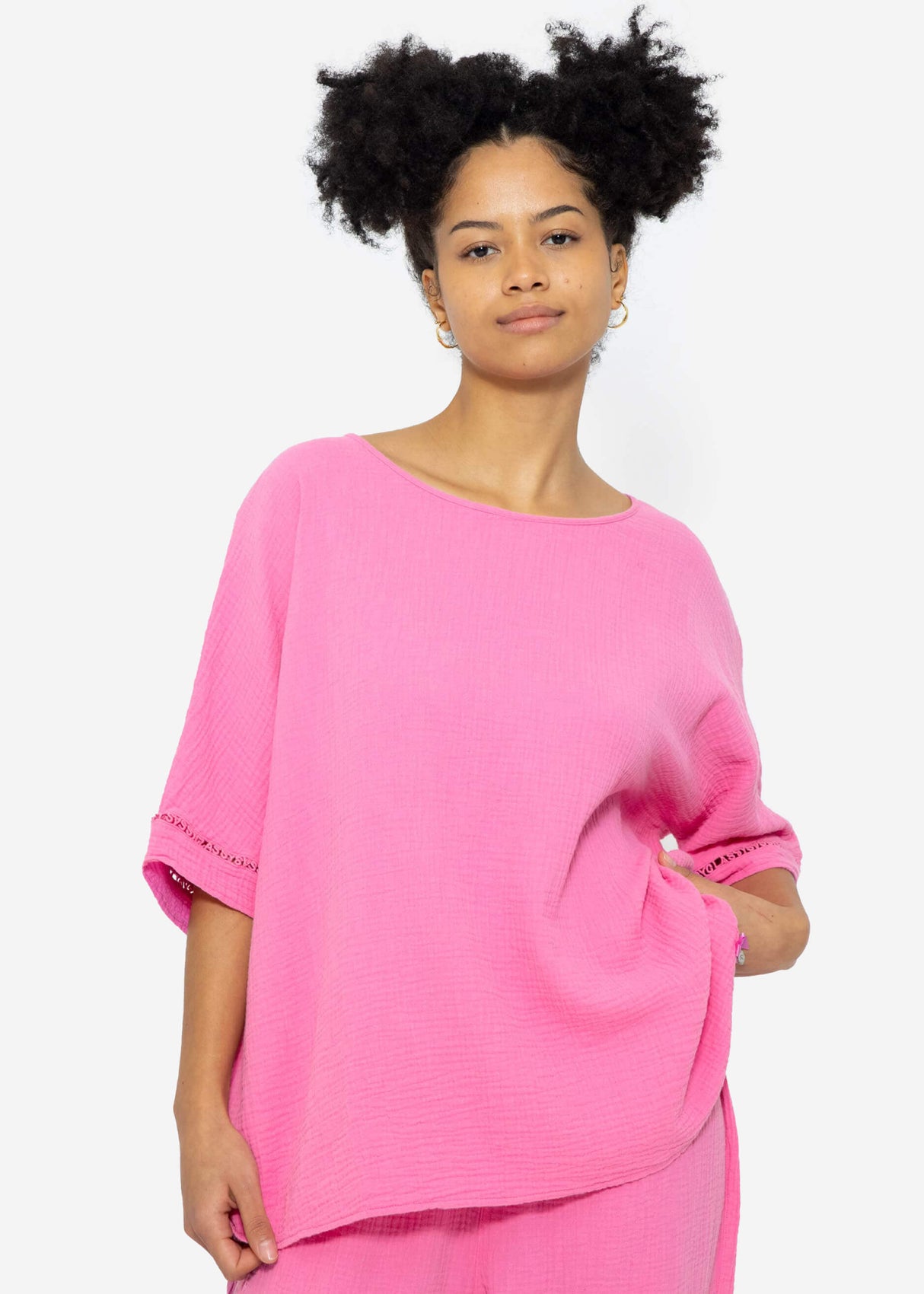 Muslin pajama shirt with lace trim - pink