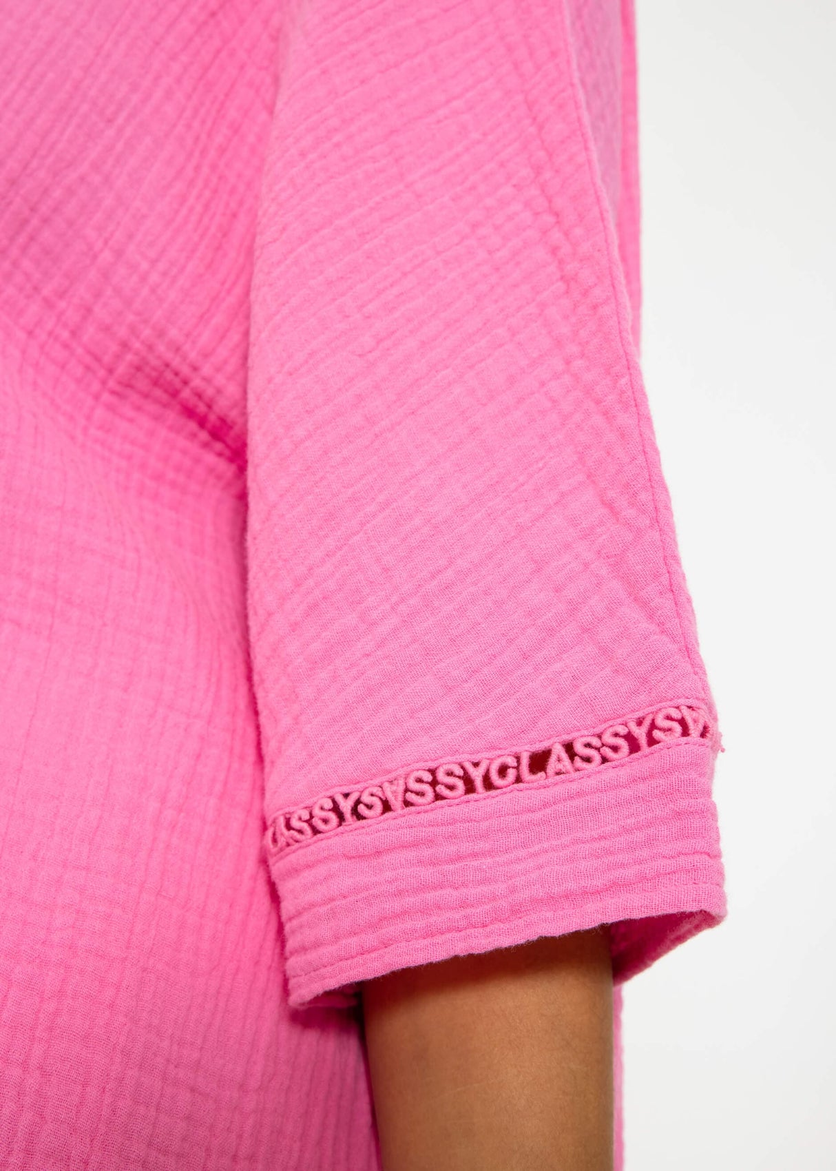 Muslin pajama shirt with lace trim - pink