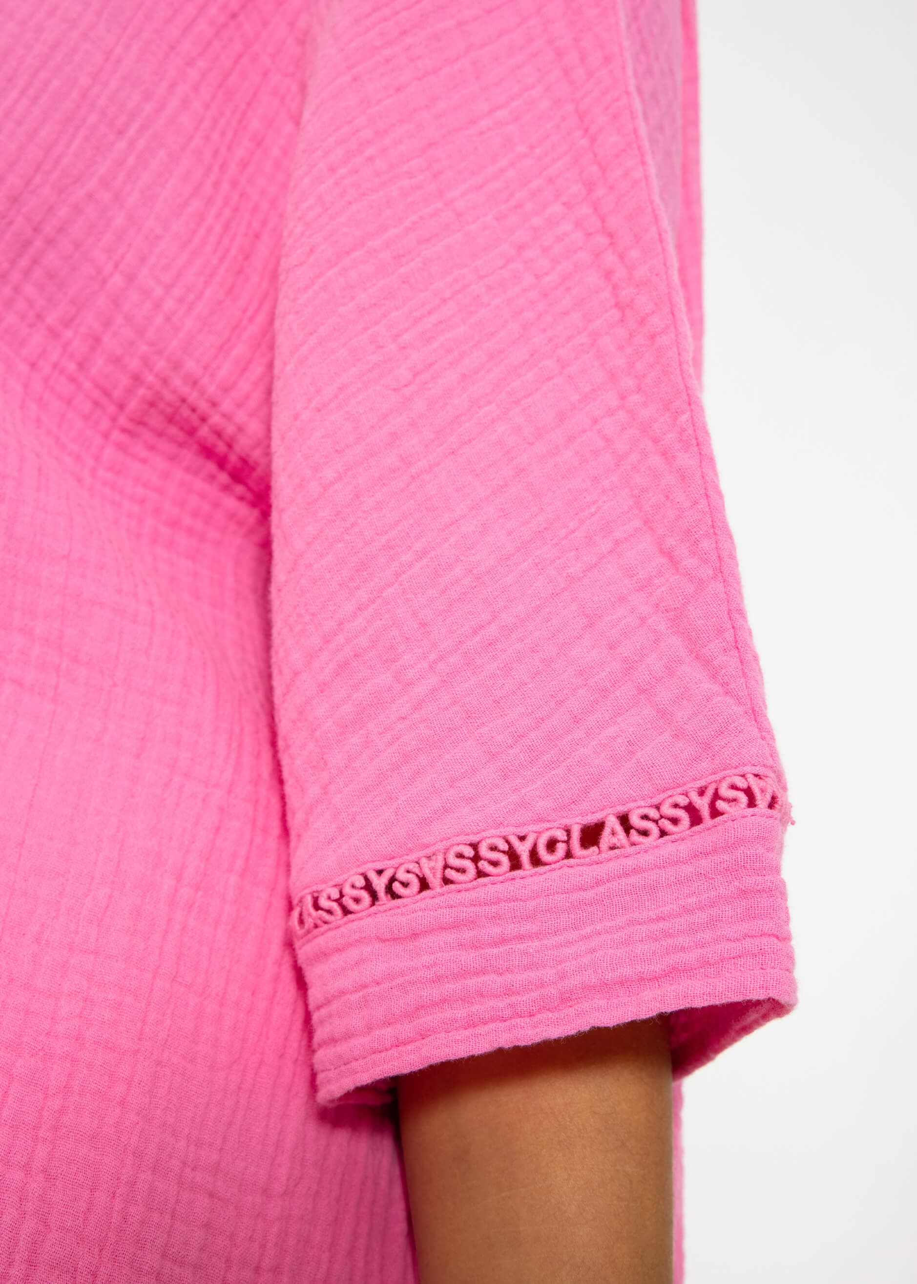 Muslin pajama shirt with lace trim - pink