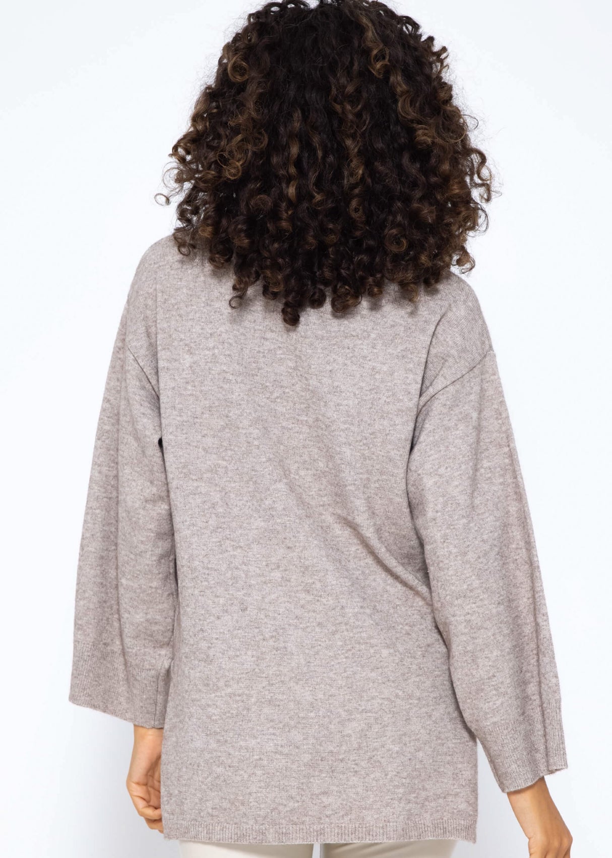 Oversized sweater with side slits - taupe