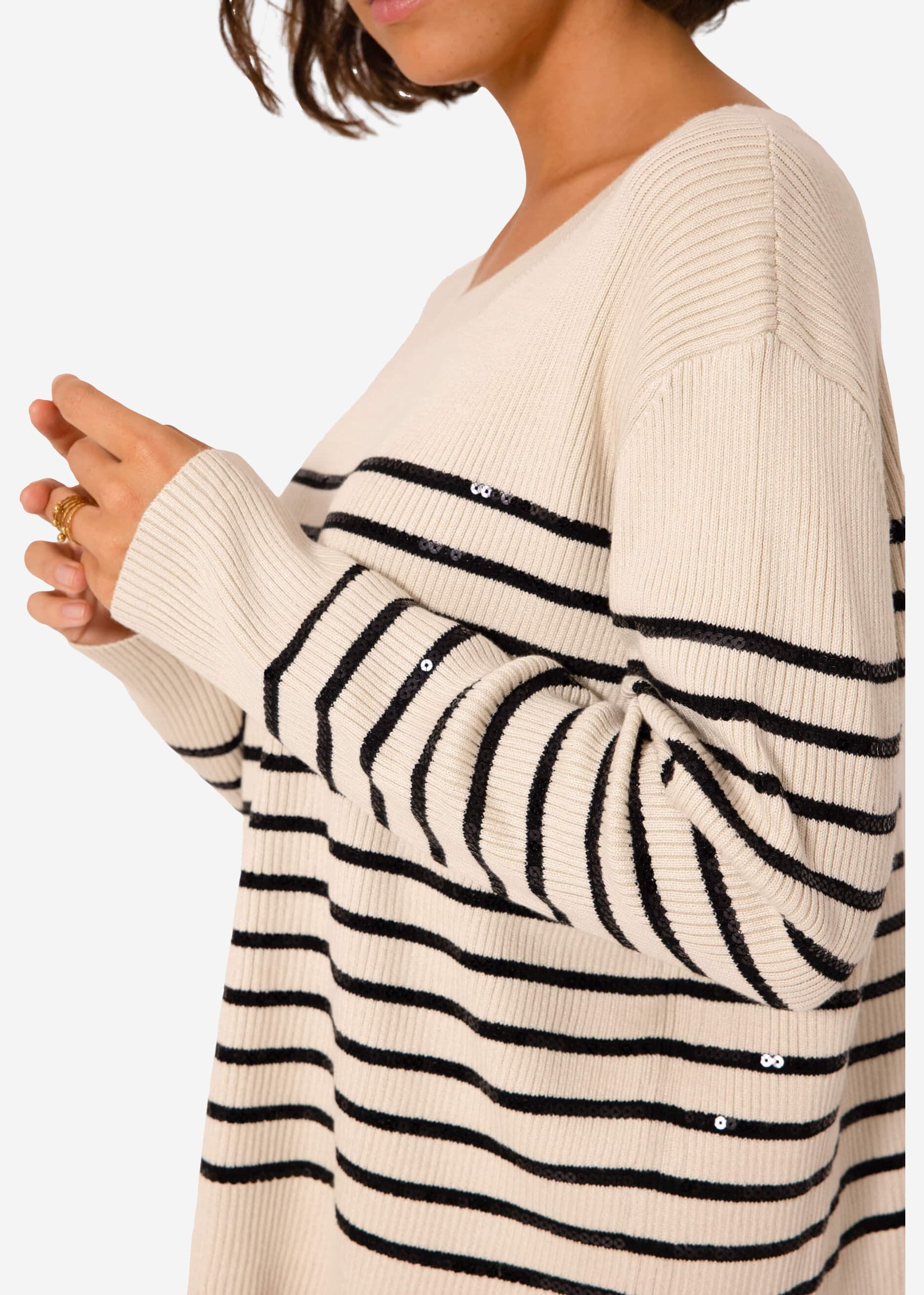 Pullover mit Pailletten Streifen - beige