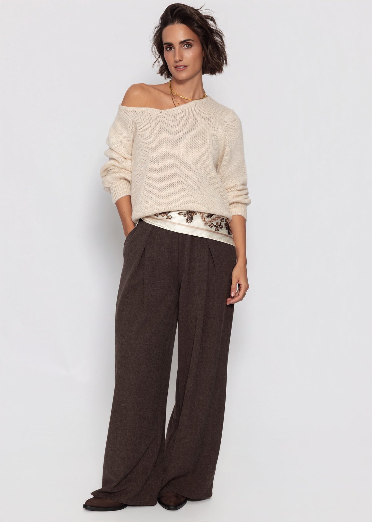 Pullover mit V-Ausschnitt - beige
