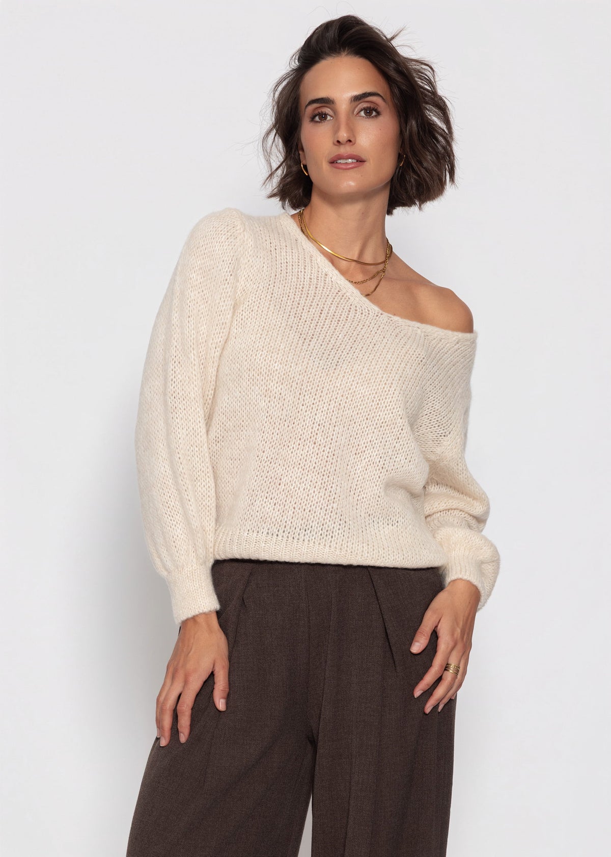 Pullover mit V-Ausschnitt - beige