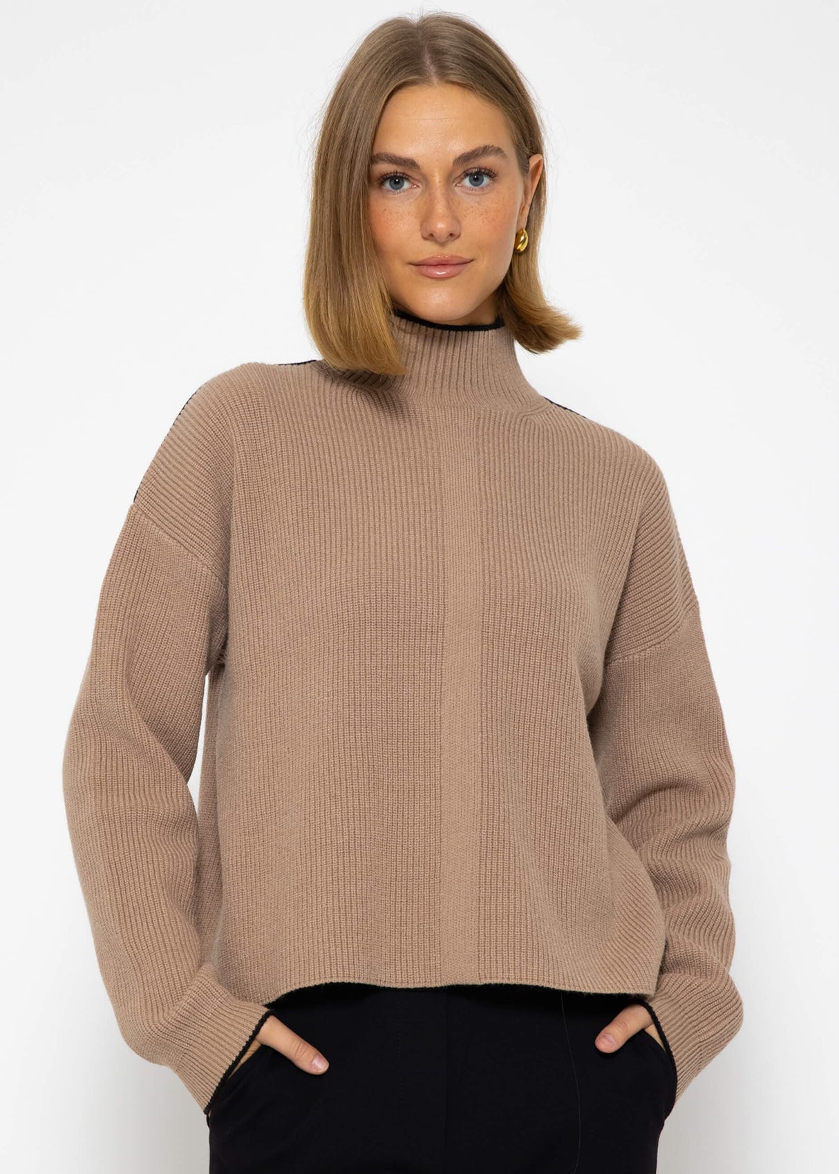 Strickpullover mit farbigen Akzenten - taupe-schwarz