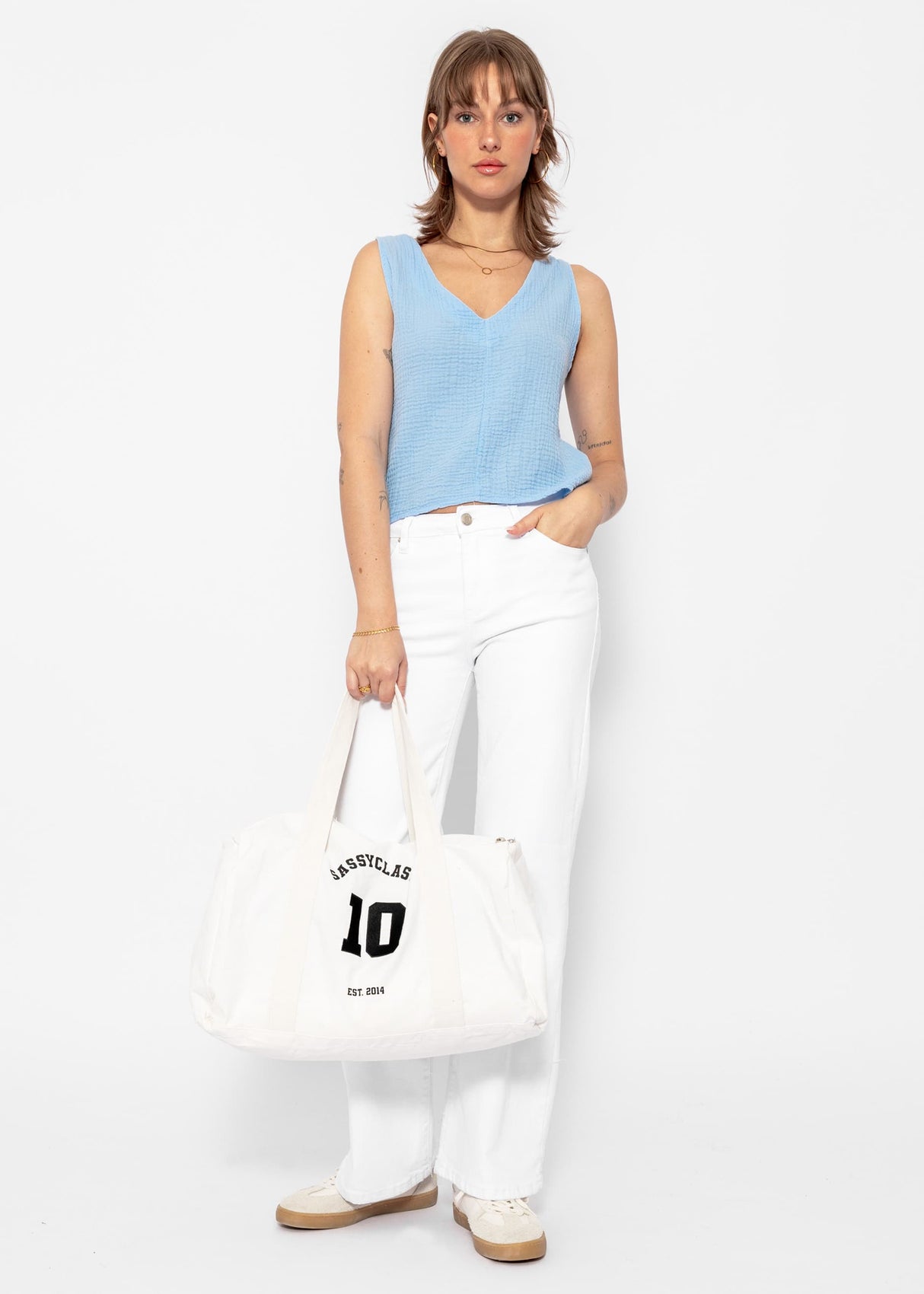 Muslin top with V-neck - light blue