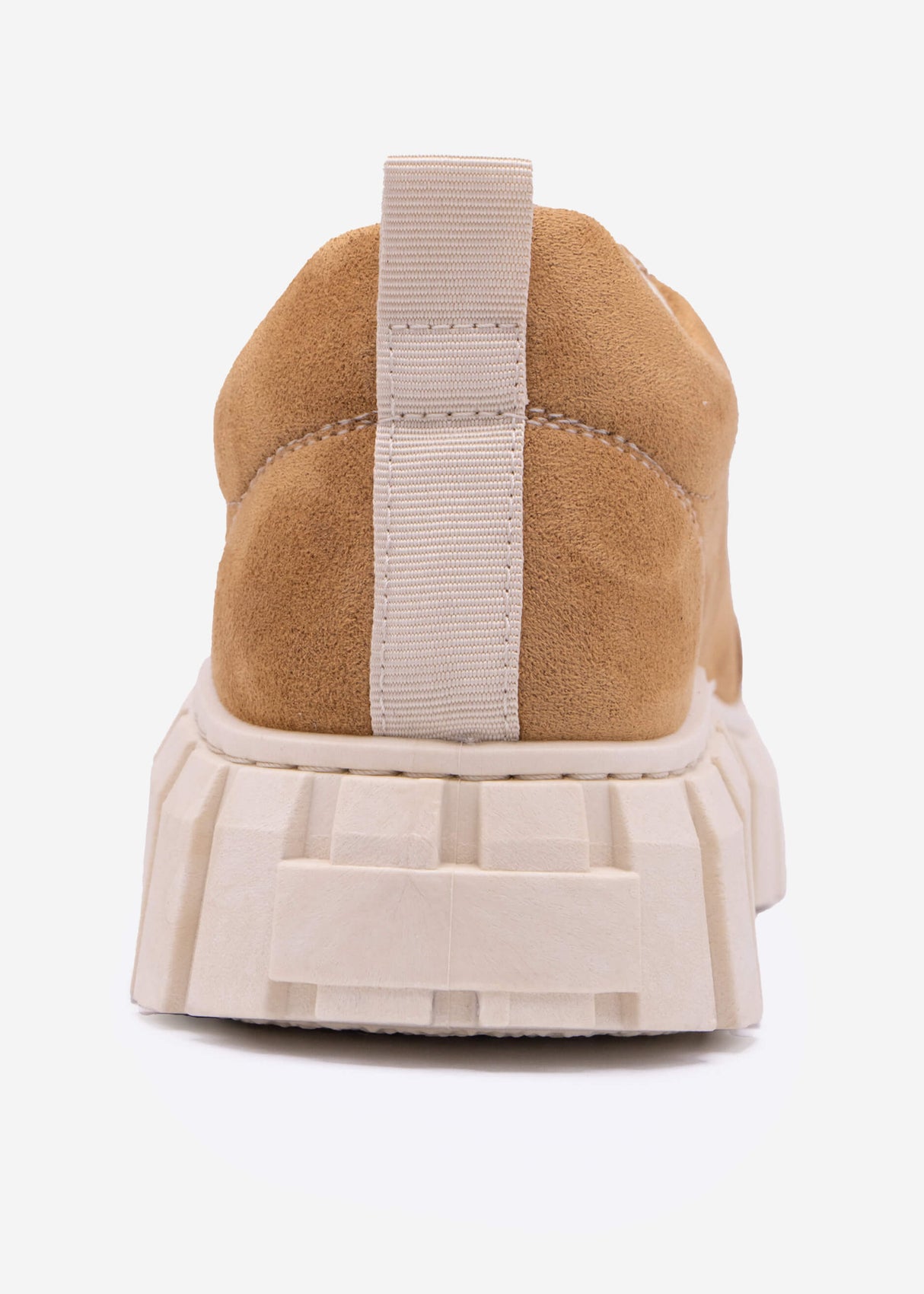 Lace-up shoes with coarse sole, camel