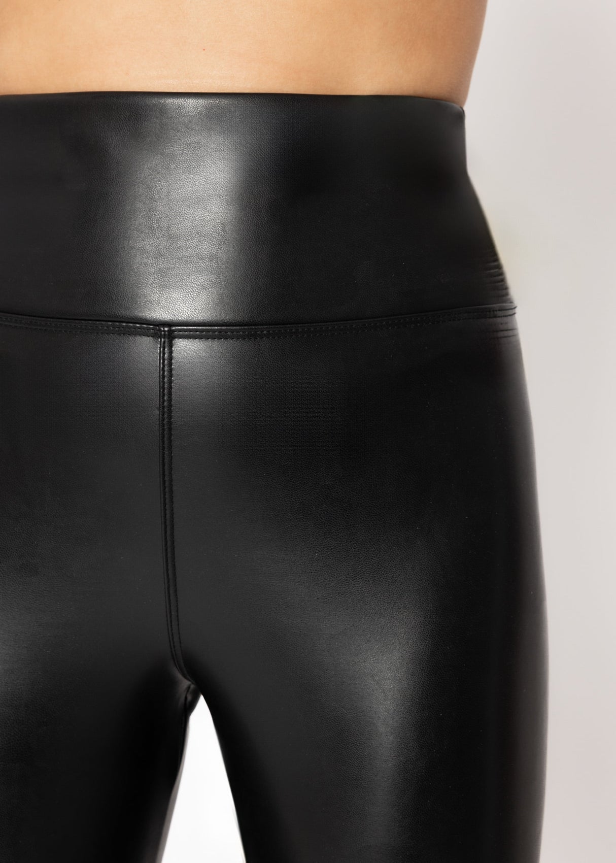 High-rise thermal leather leggings with wide waistband - black