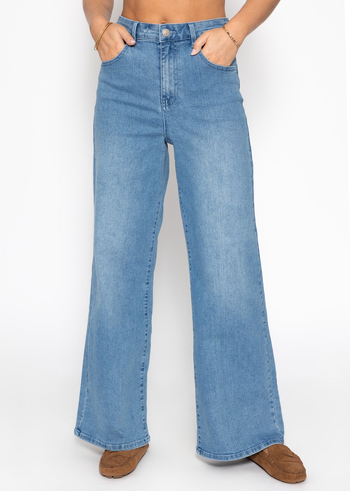 High Waist Jeans mit weitem Bein - hellblau