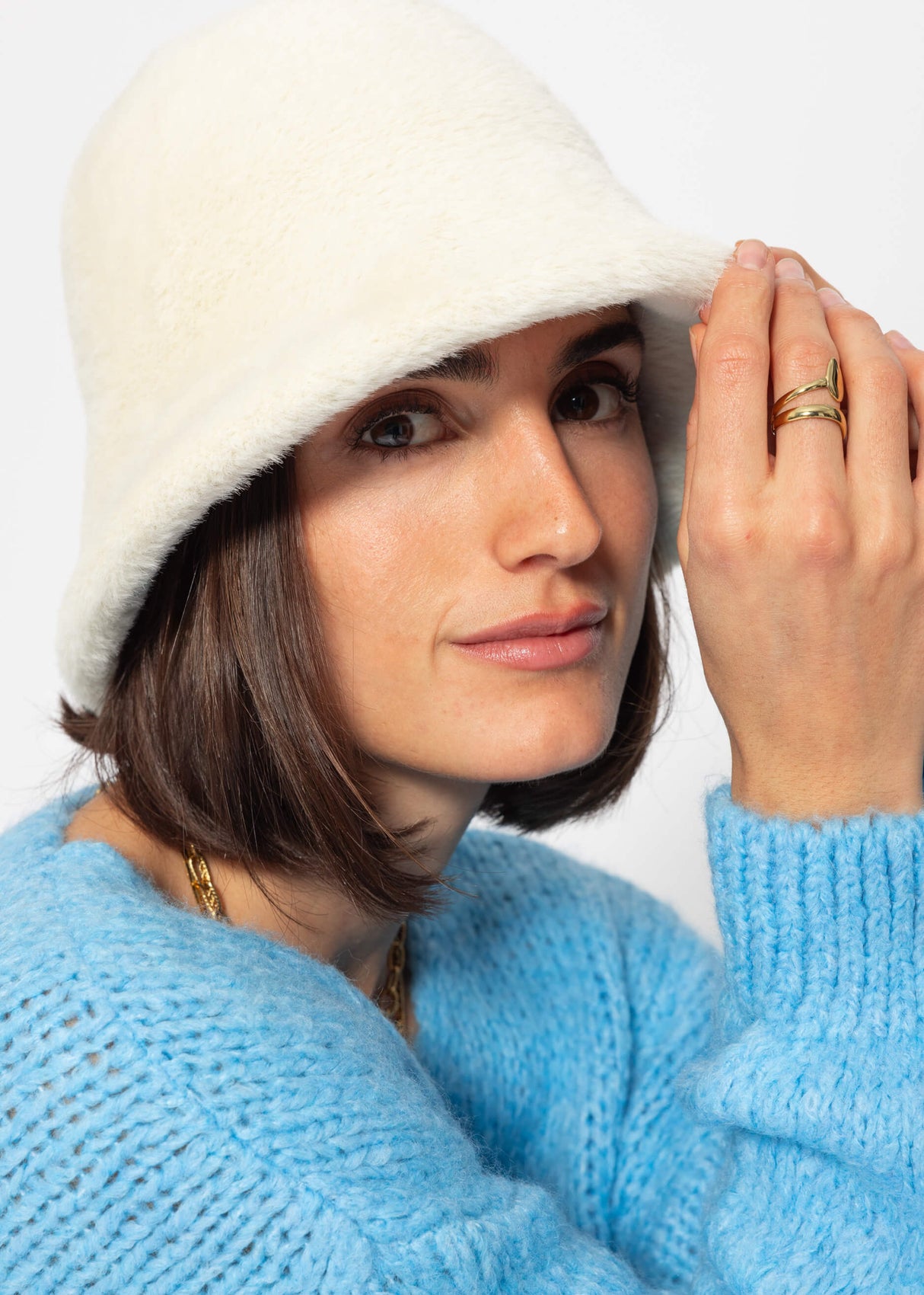 Faux fur hat - off-white