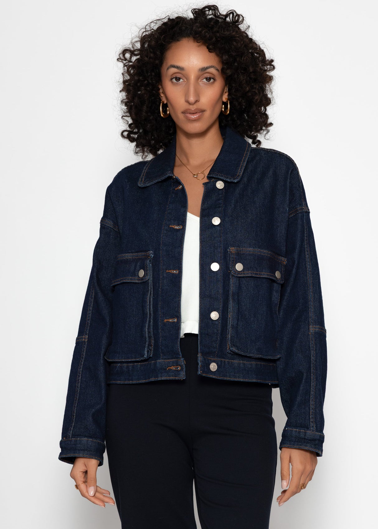 Jeans Jacke mit aufgesetzten Taschen - dunkelblau
