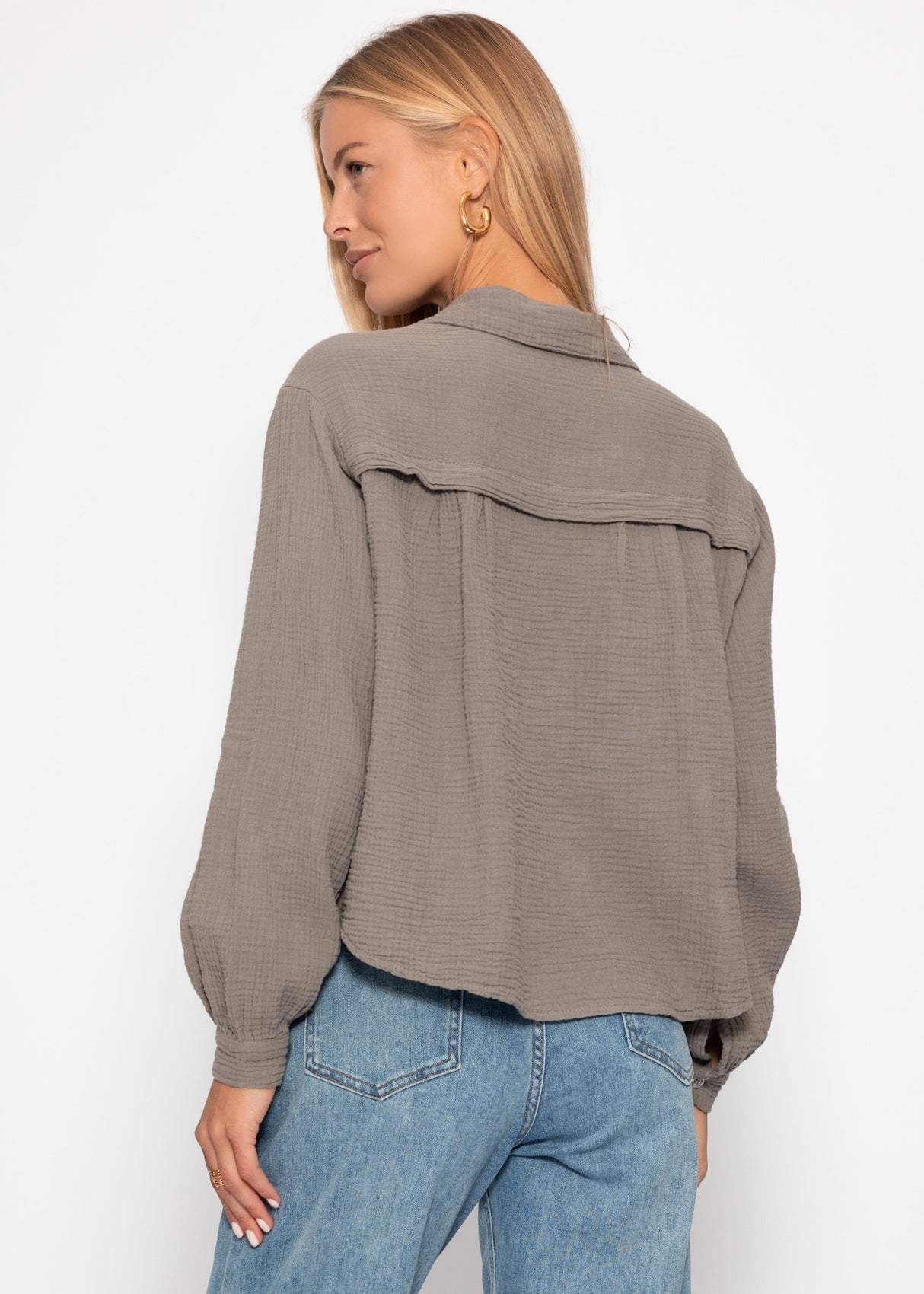 Short oversized muslin blouse - taupe