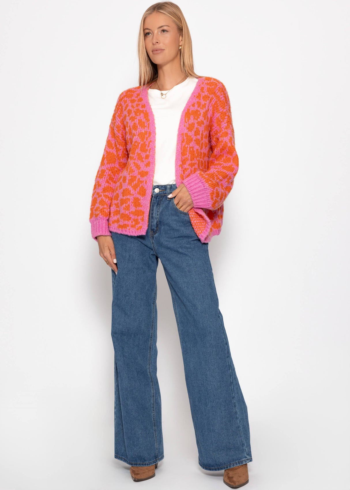 Short cardigan with leo print - pink-orange