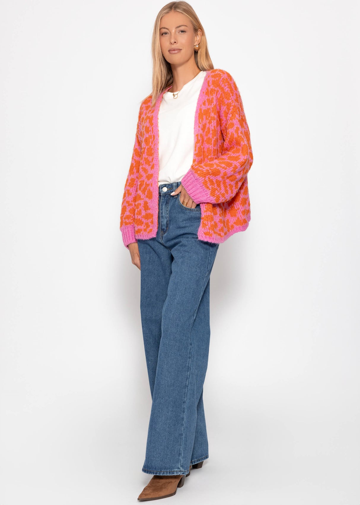 Short cardigan with leo print - pink-orange