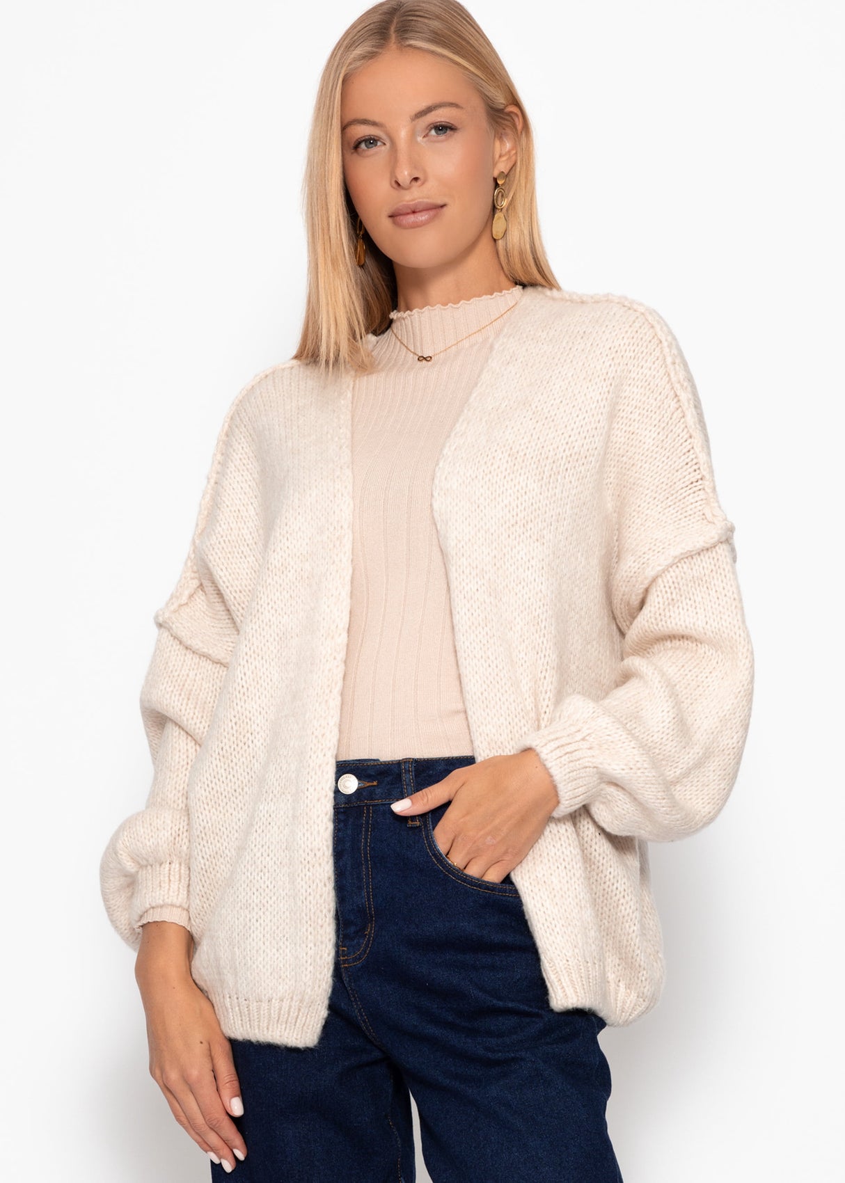 Casual cardigan with outer seams - beige