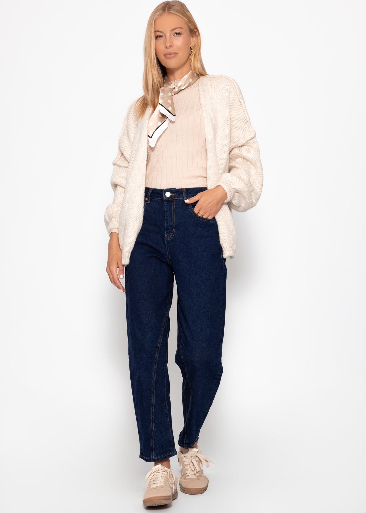 Casual cardigan with outer seams - beige