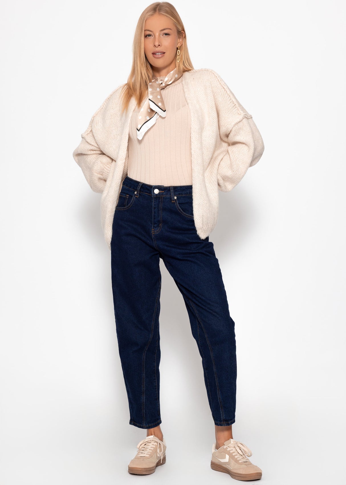 Casual cardigan with outer seams - beige