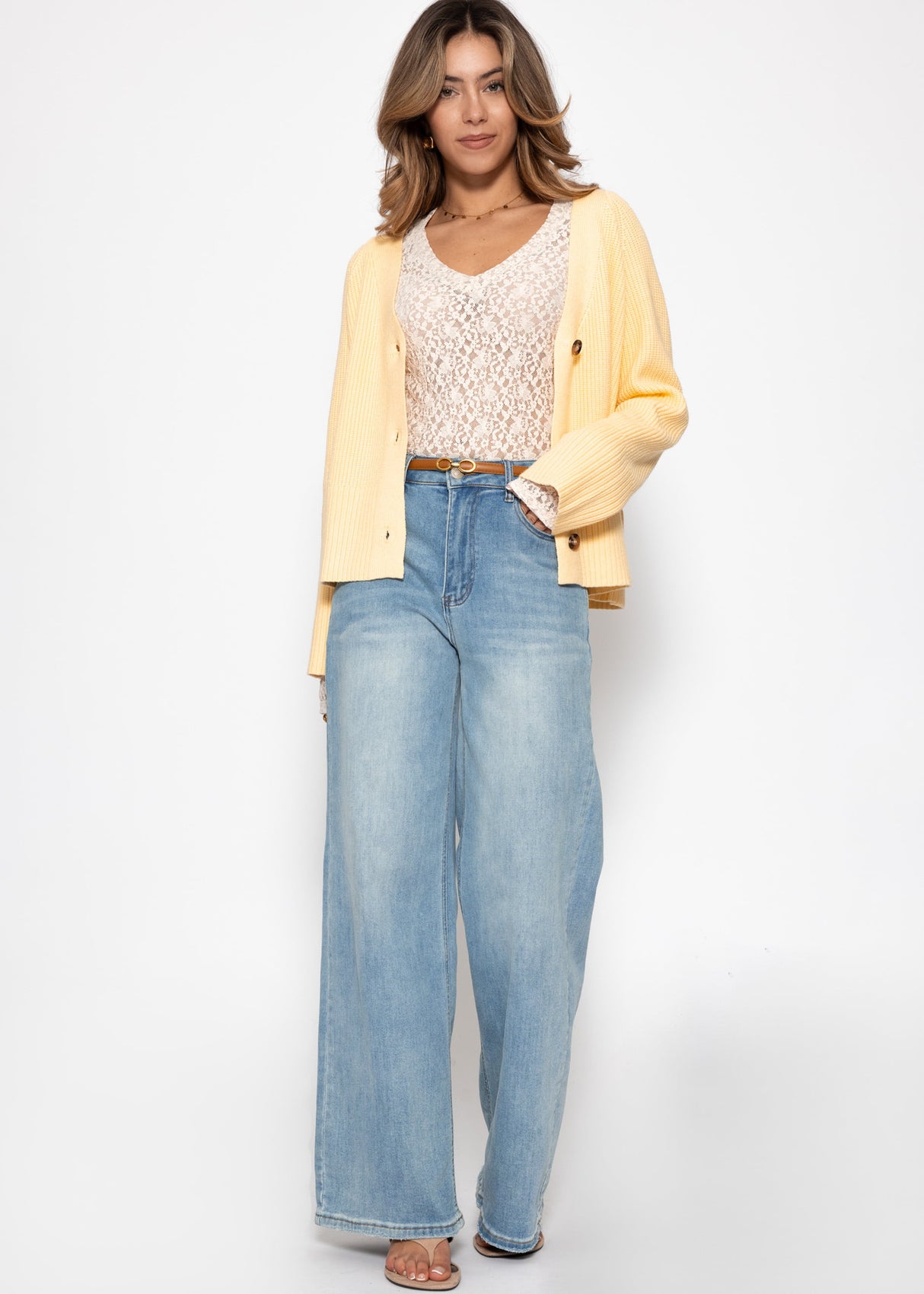 Long-sleeved lace top with V-neck - off-white