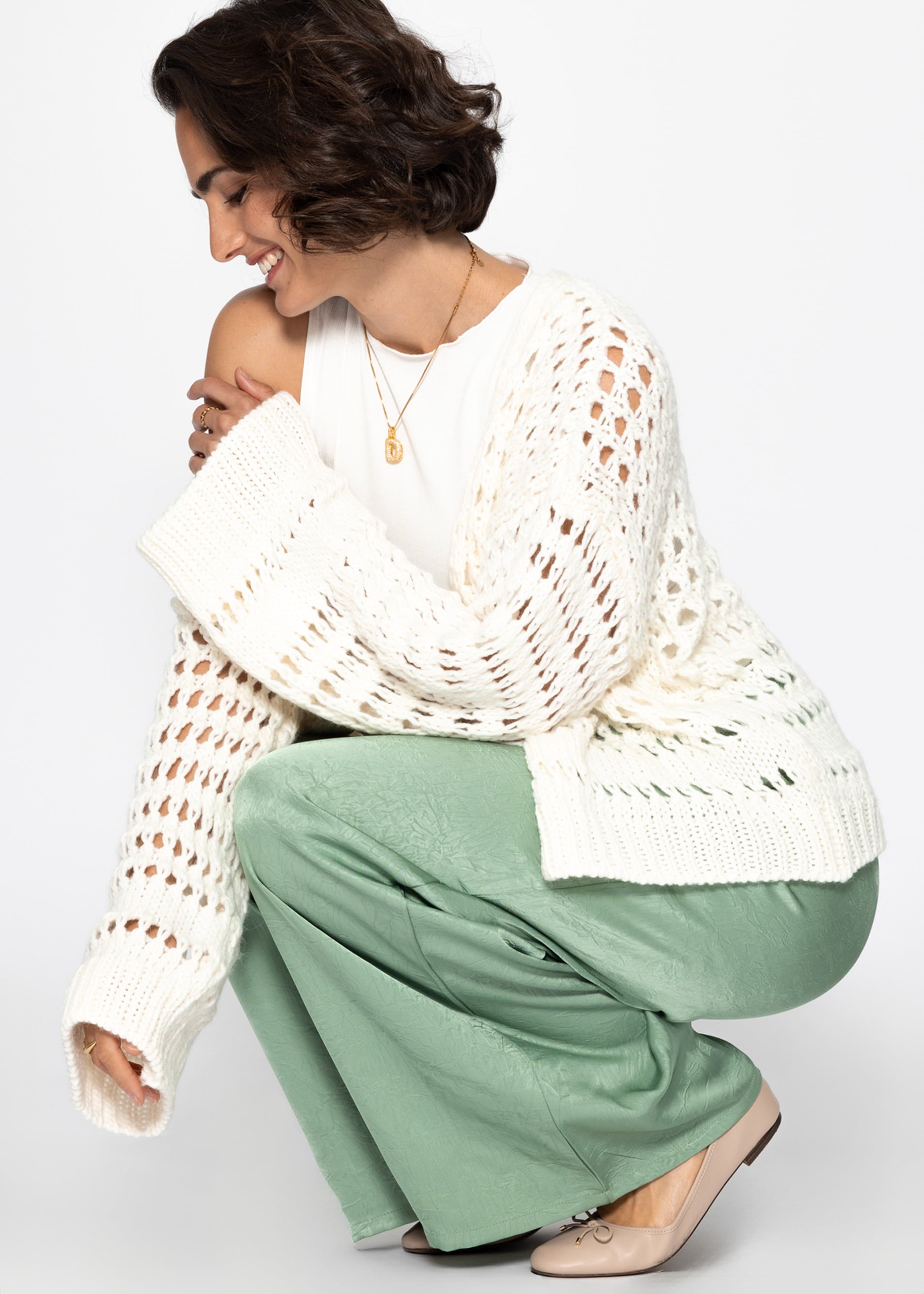 Lässige Strickjacke mit Lochstrickmuster - offwhite