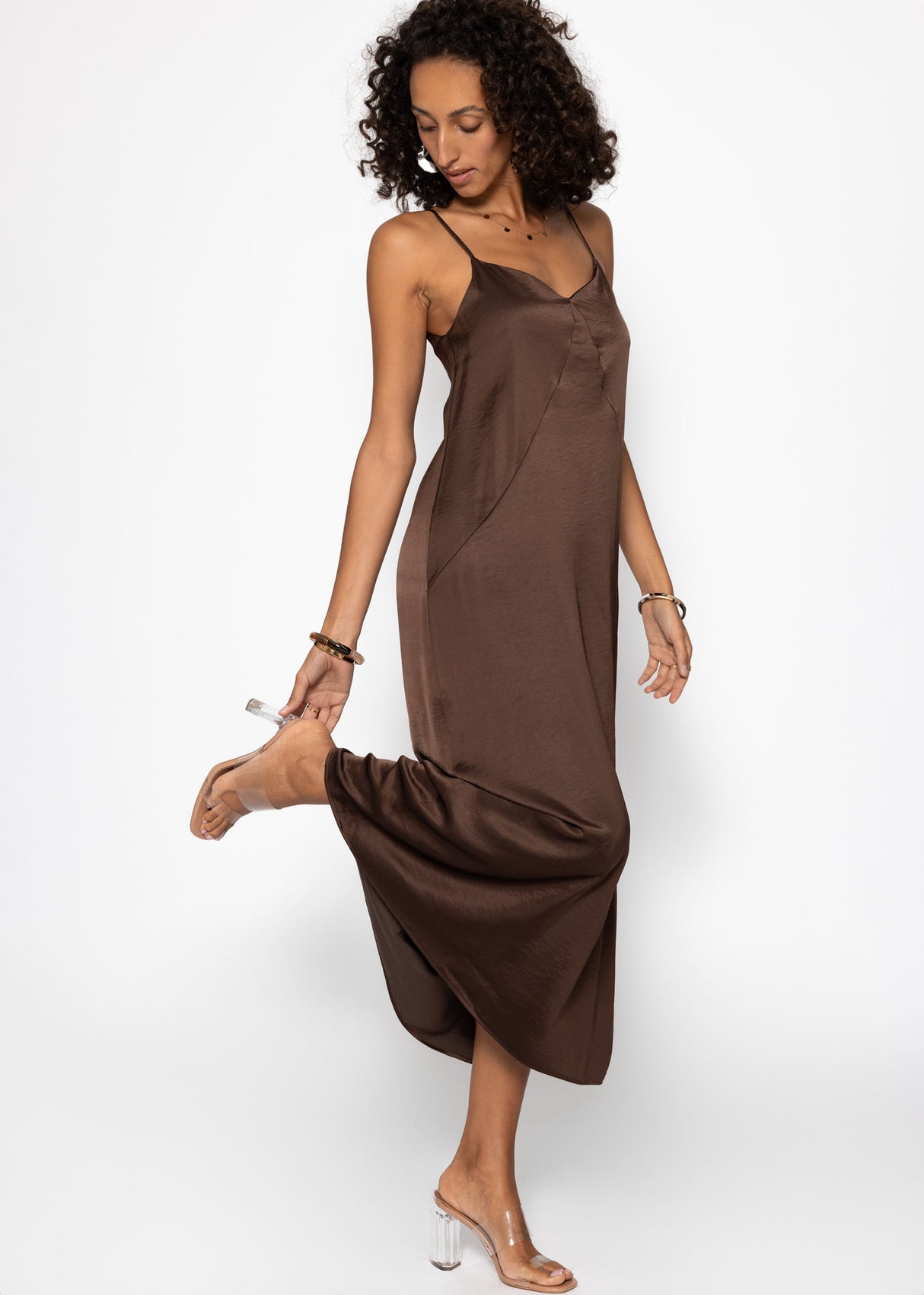 Maxi Satin Kleid - dunkelbraun
