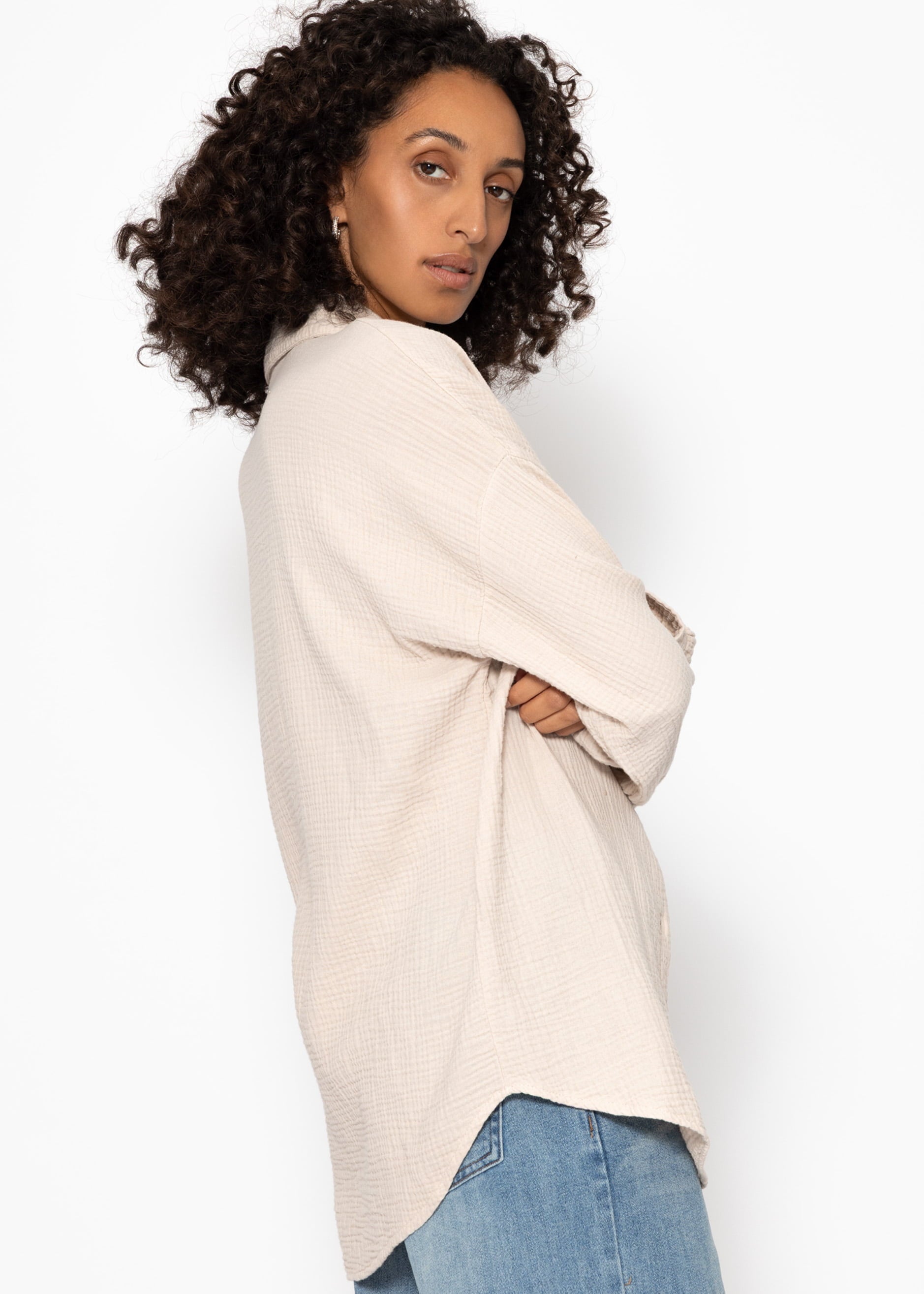 Muslin blouse in regular fit - beige