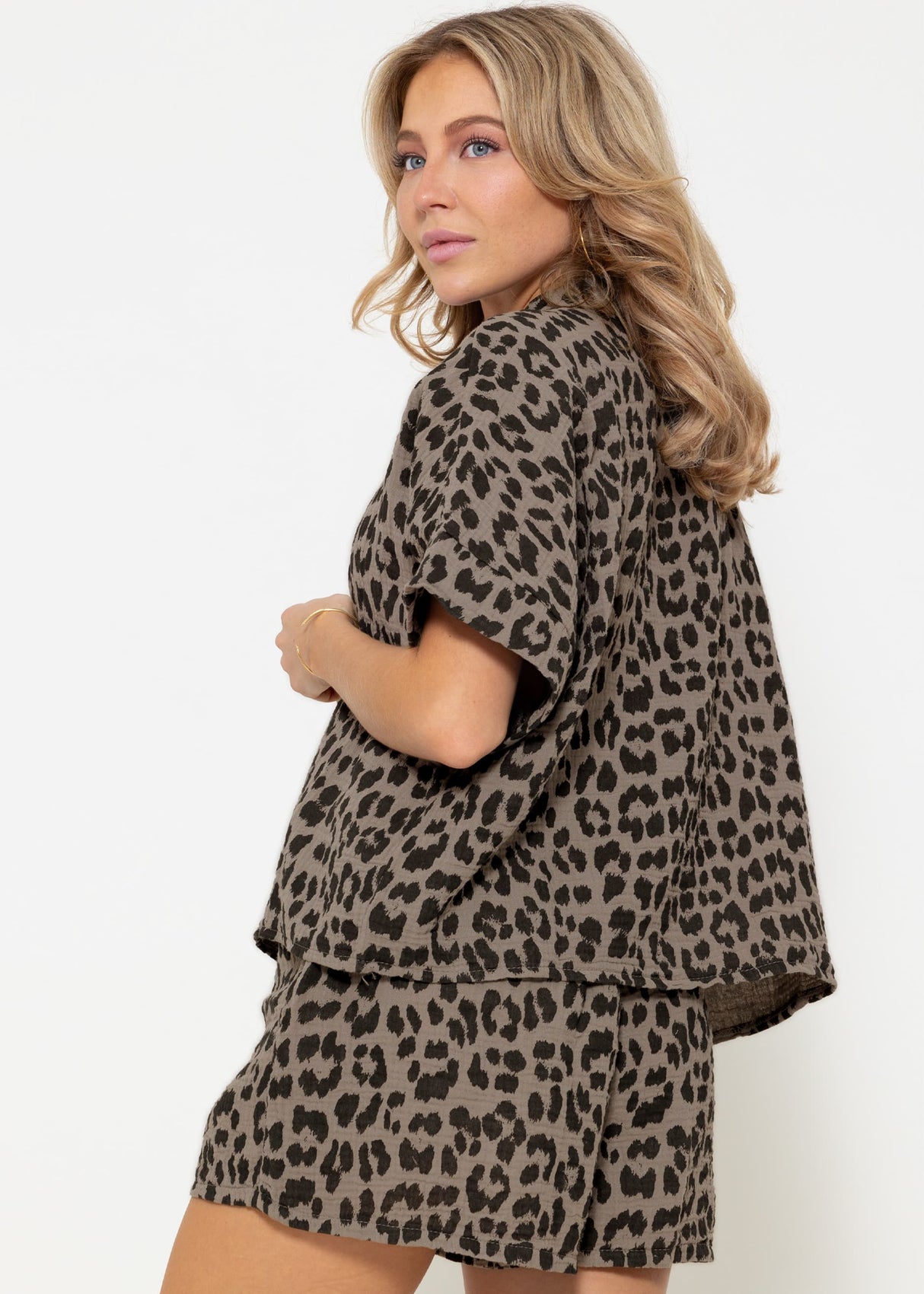 Muslin blouse with leopard print - taupe