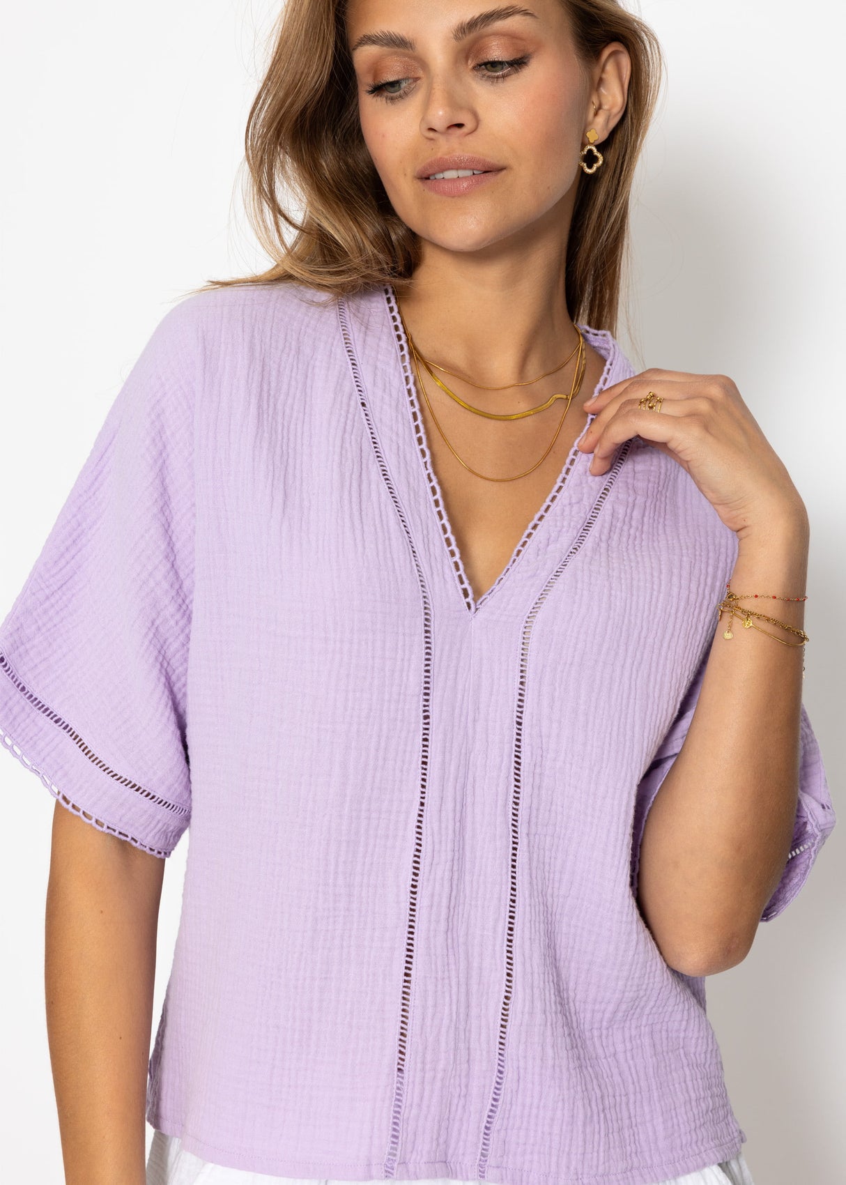 Muslin blouse with lace insert - lilac