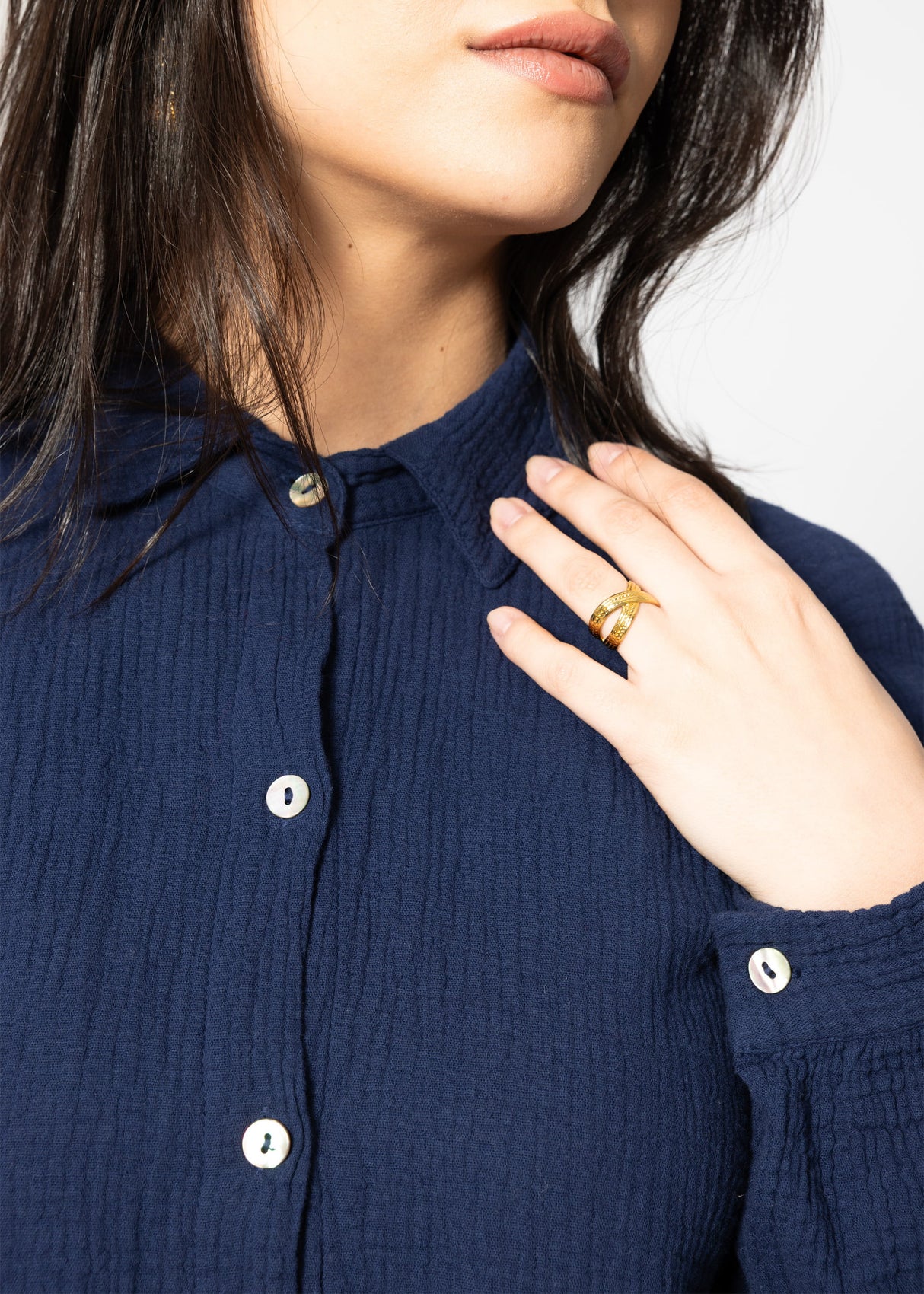 Muslin blouse oversize, short, dark blue