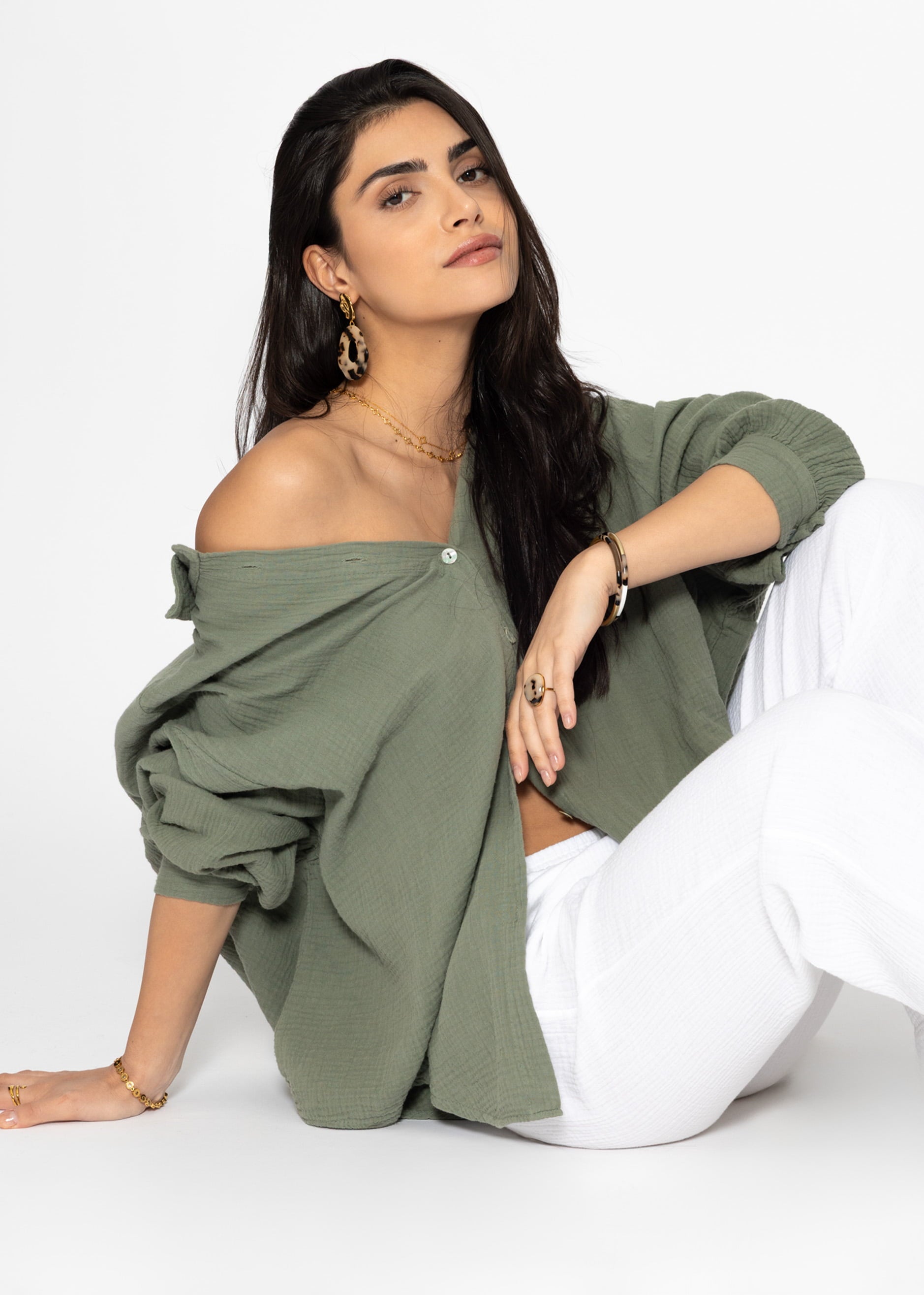 Muslin blouse oversize, short, khaki