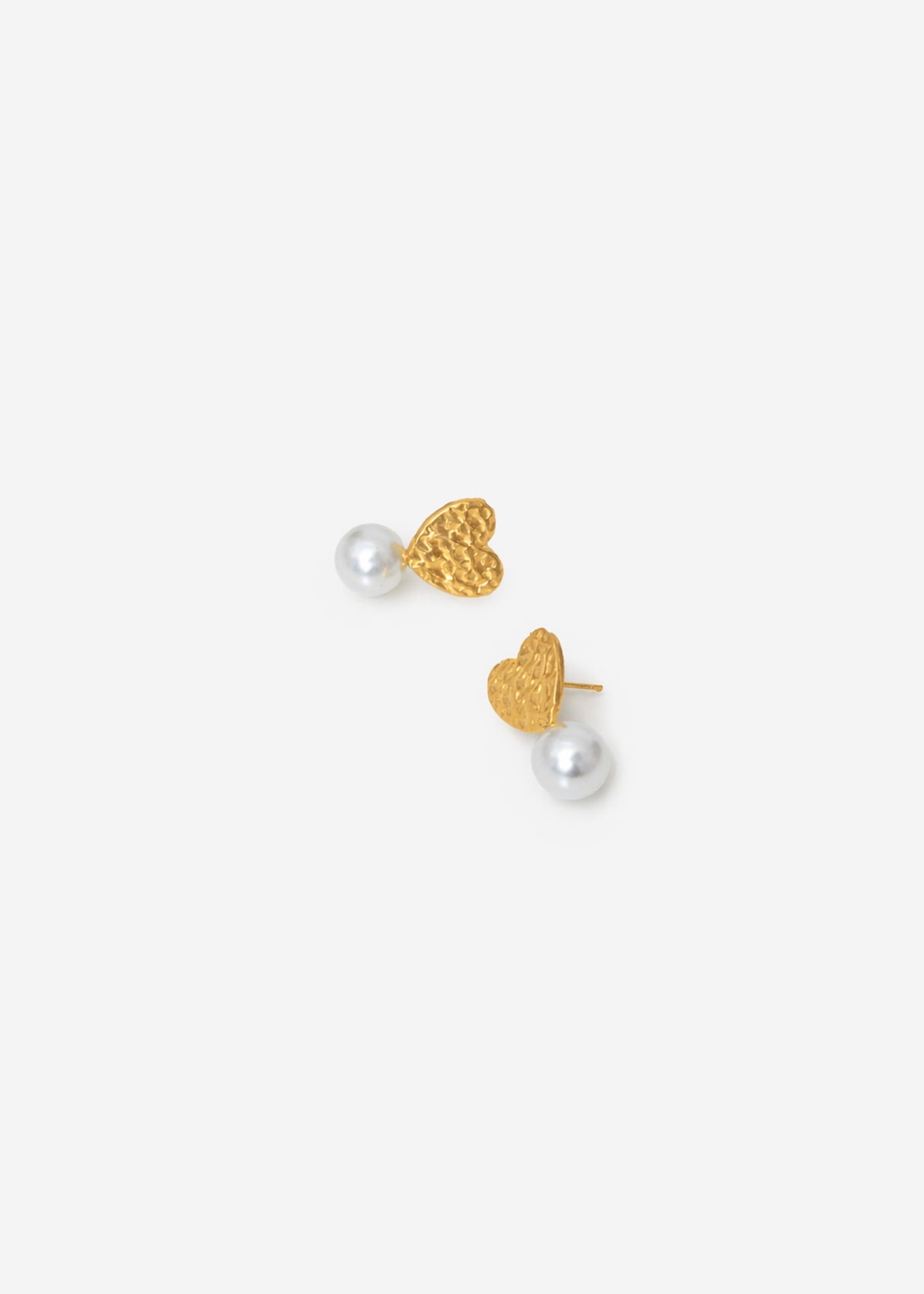 Ohrstecker mit Perle und Herz - gold