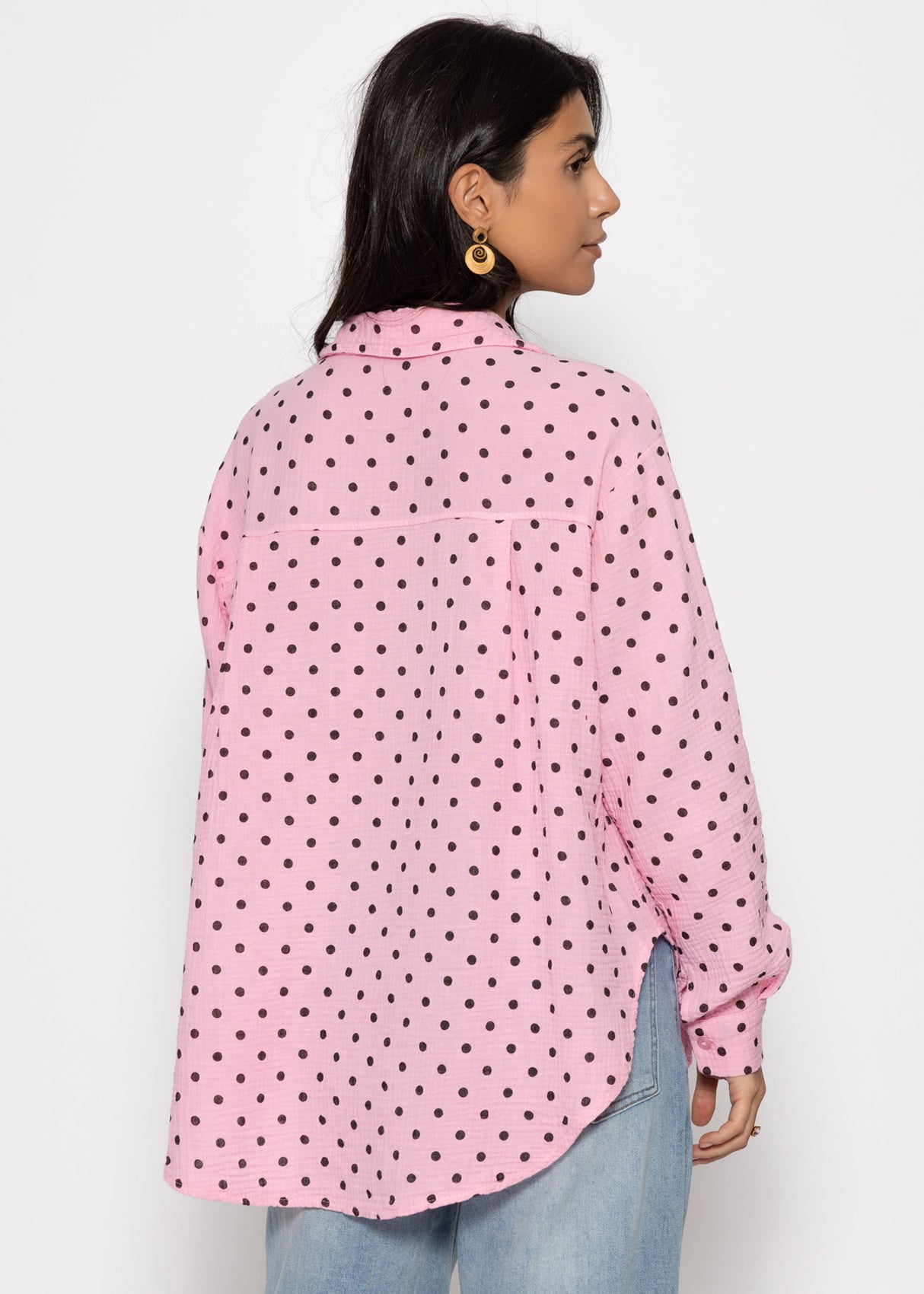 Oversize Musselin Bluse mit braunen Punkten - rosa