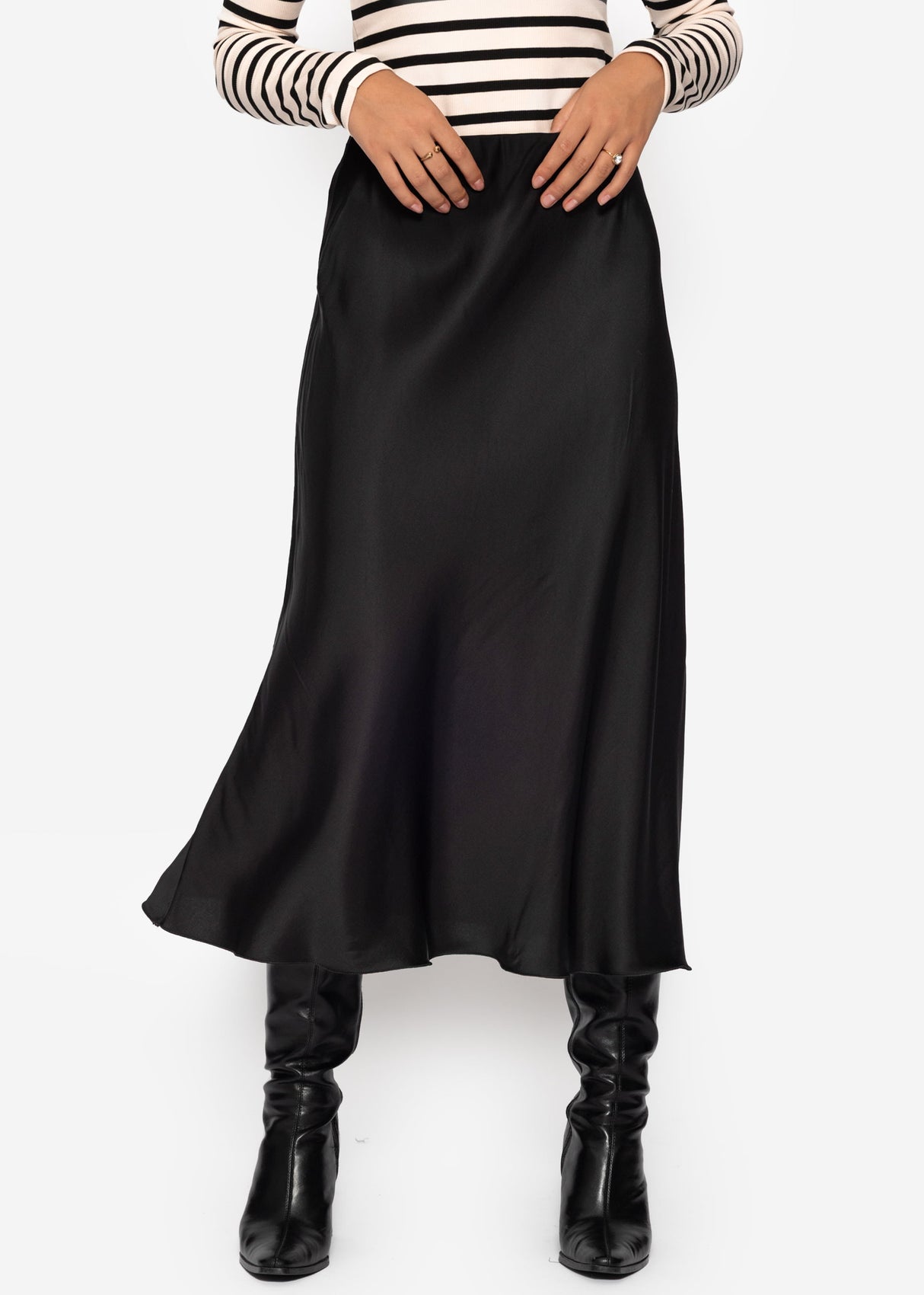 Satin-look skirt - black