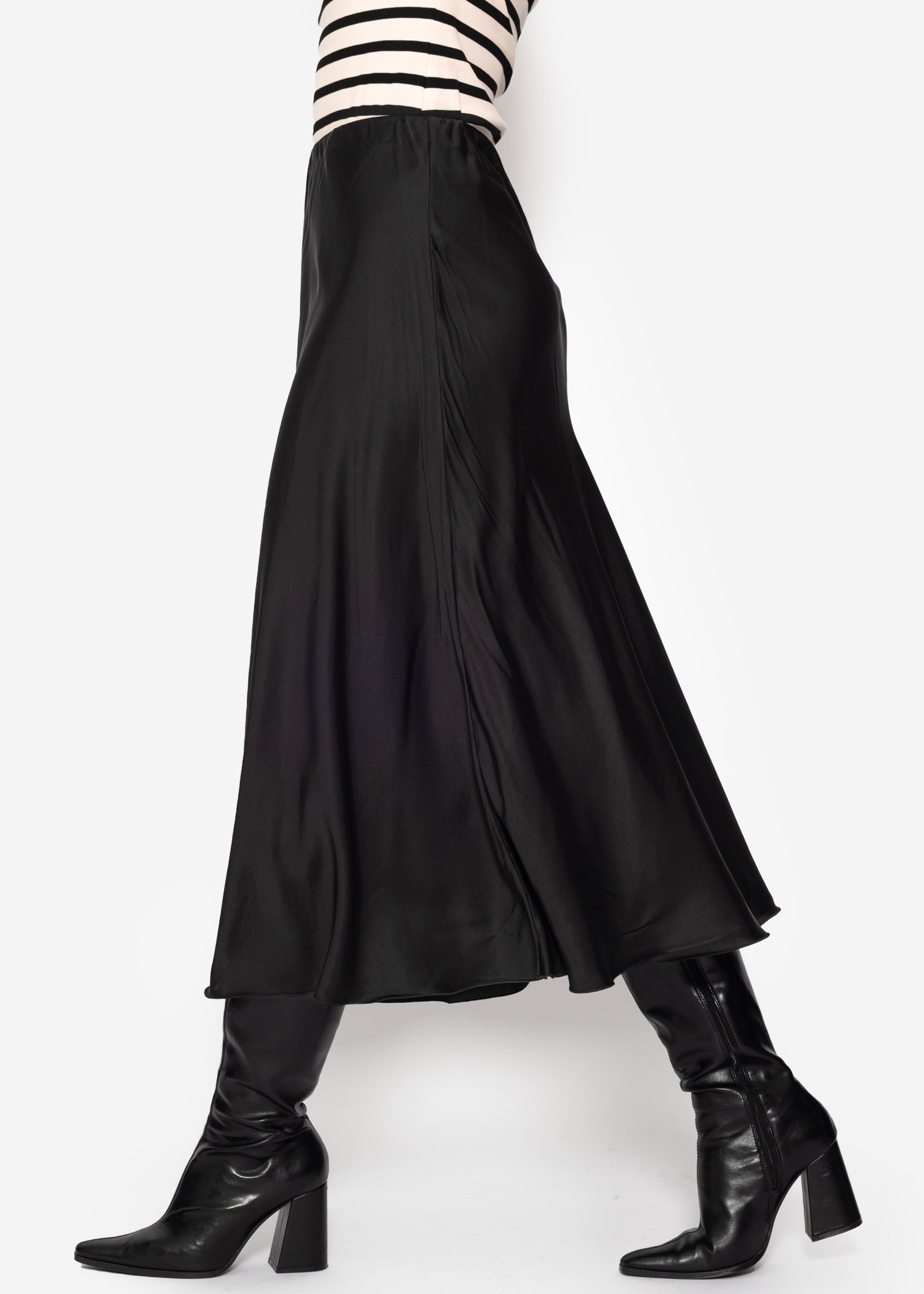 Satin-look skirt - black