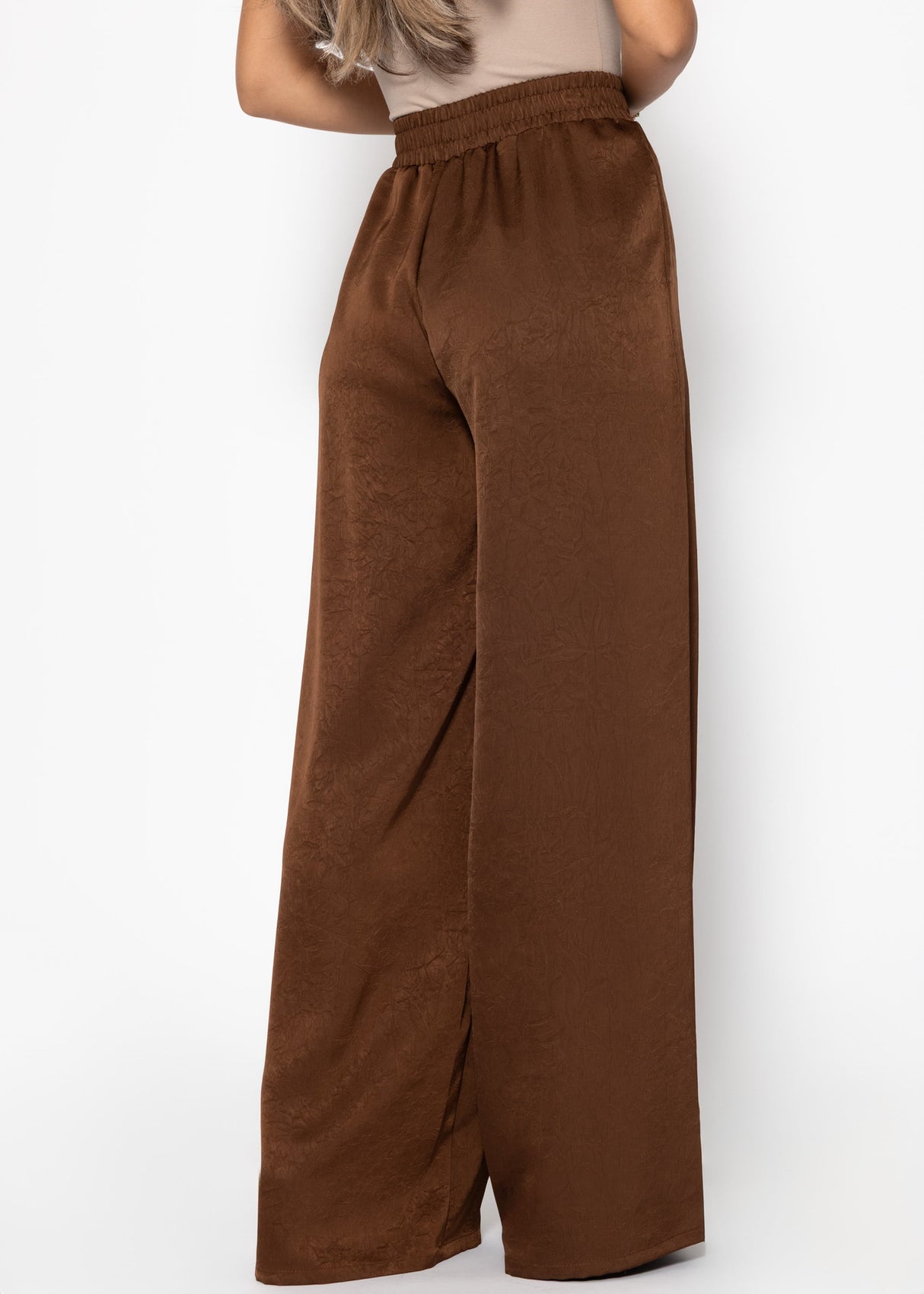 Satin Hose mit weitem Bein - braun