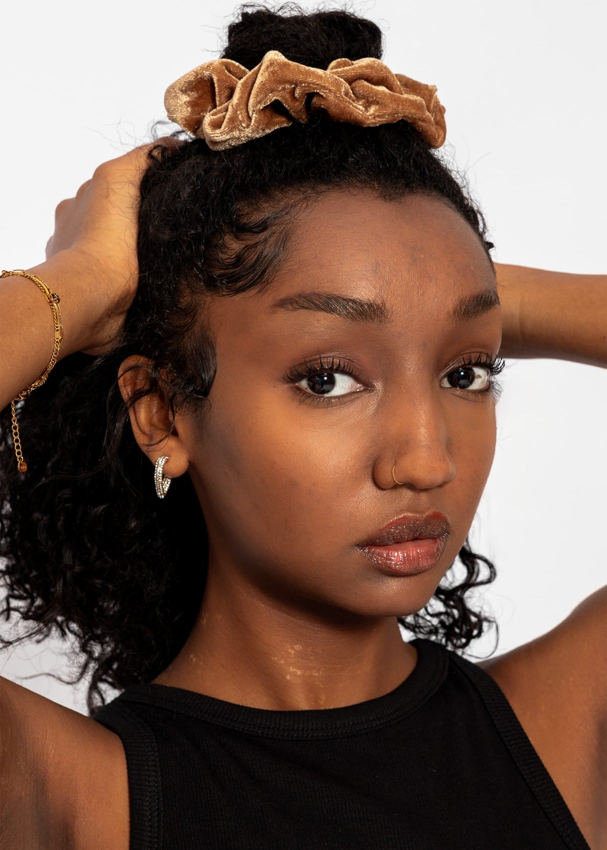 Scrunchie aus Velvet, beige