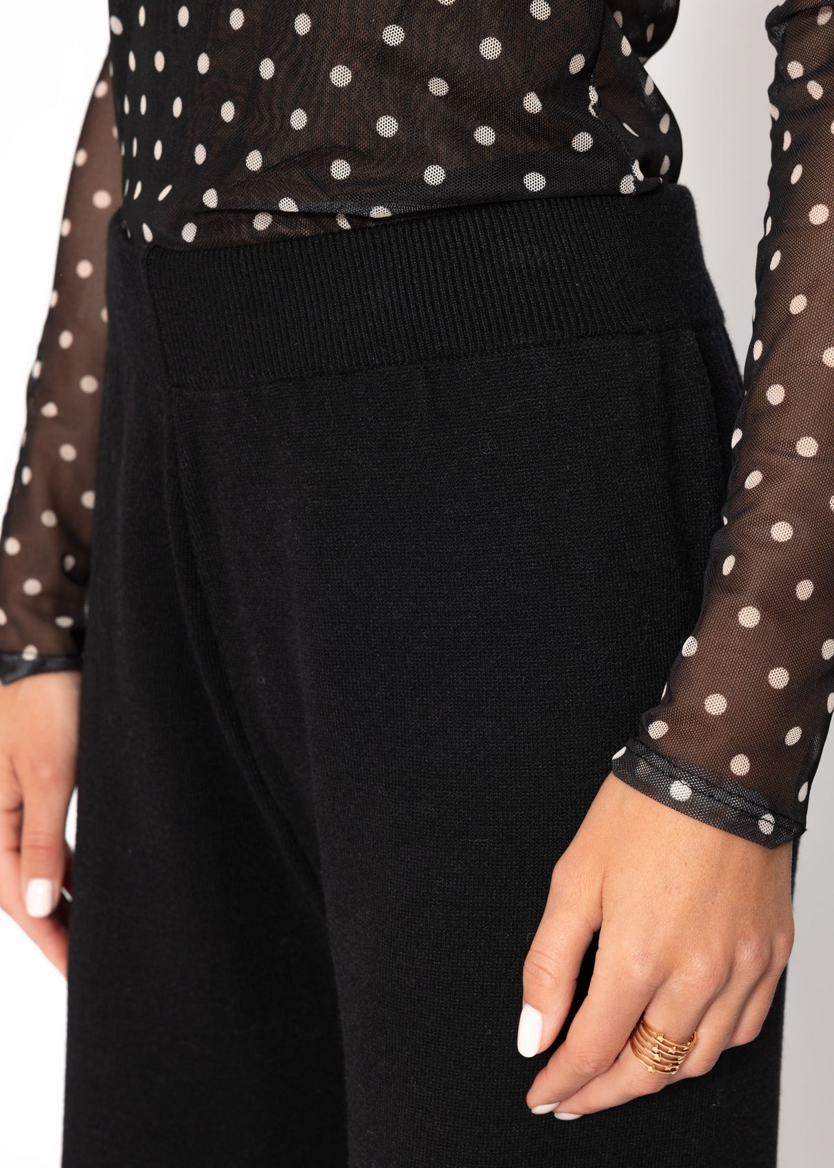 Knitted pants - black