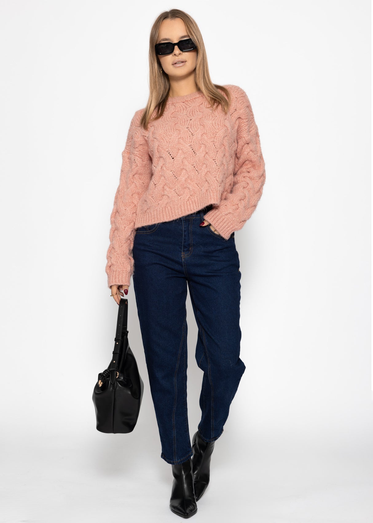 Cable knit sweater - pink