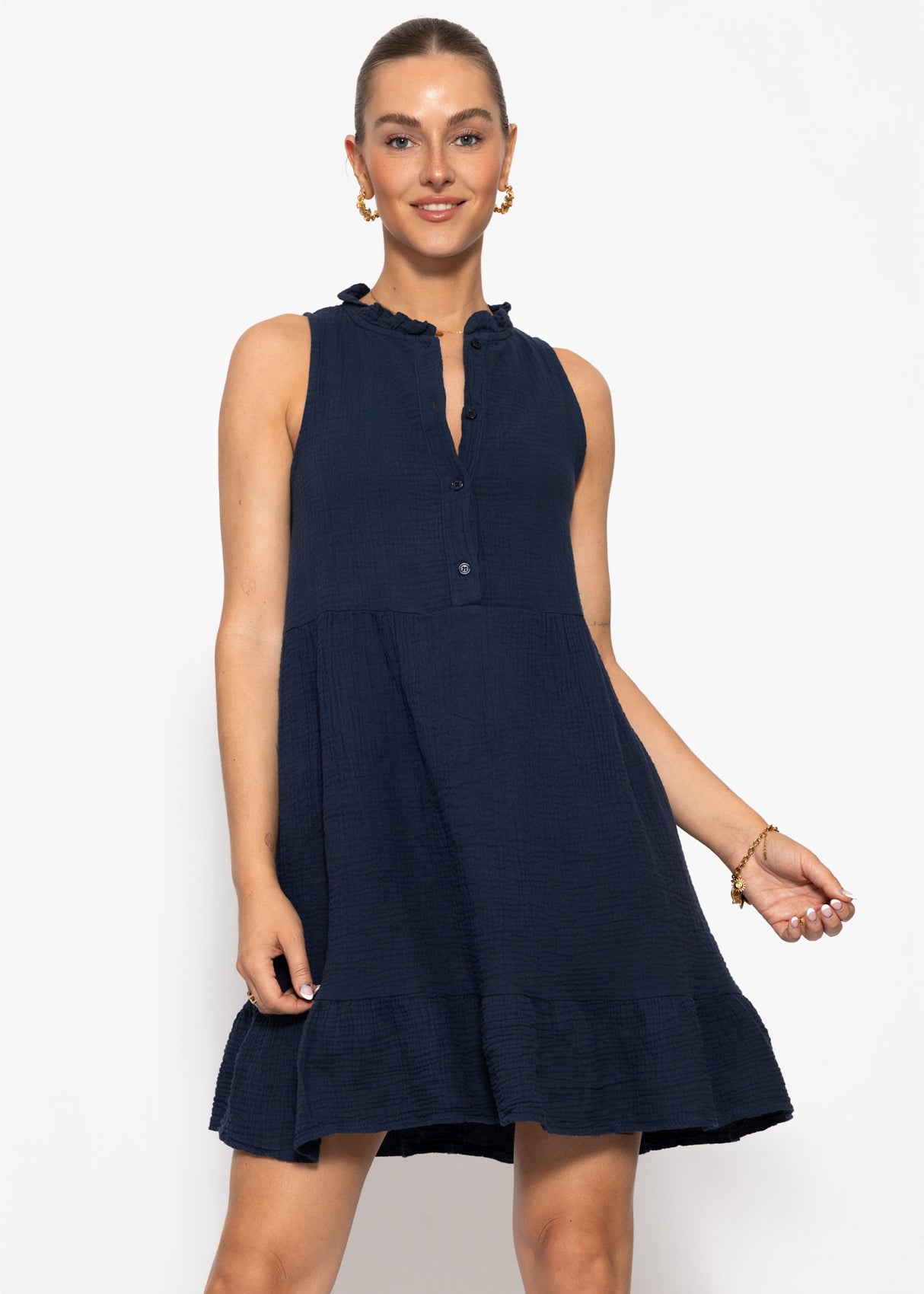 Ärmelloses Musselin Kleid mit Volants - dunkelblau