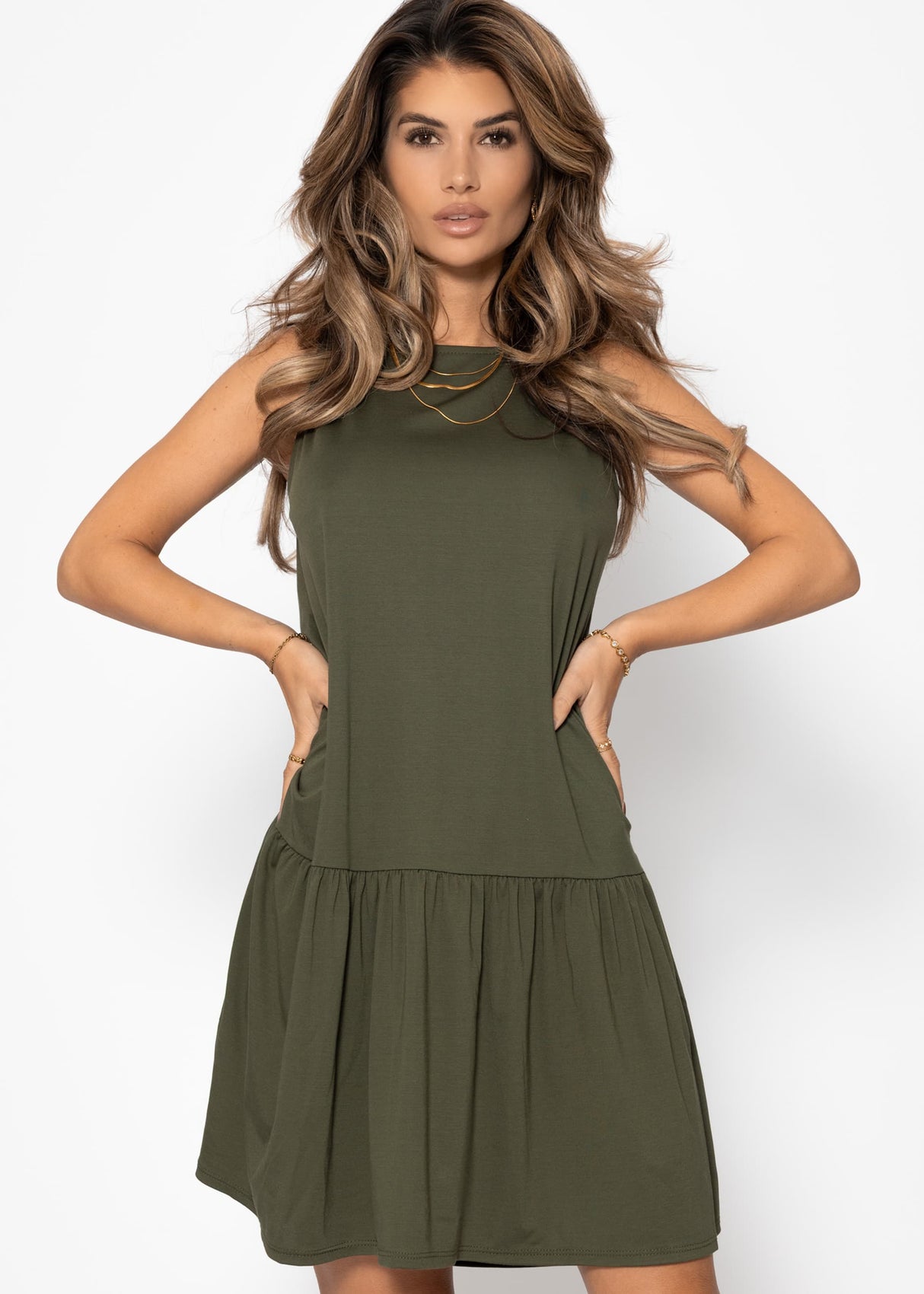 Ärmelloses Kleid mit Volant - khaki