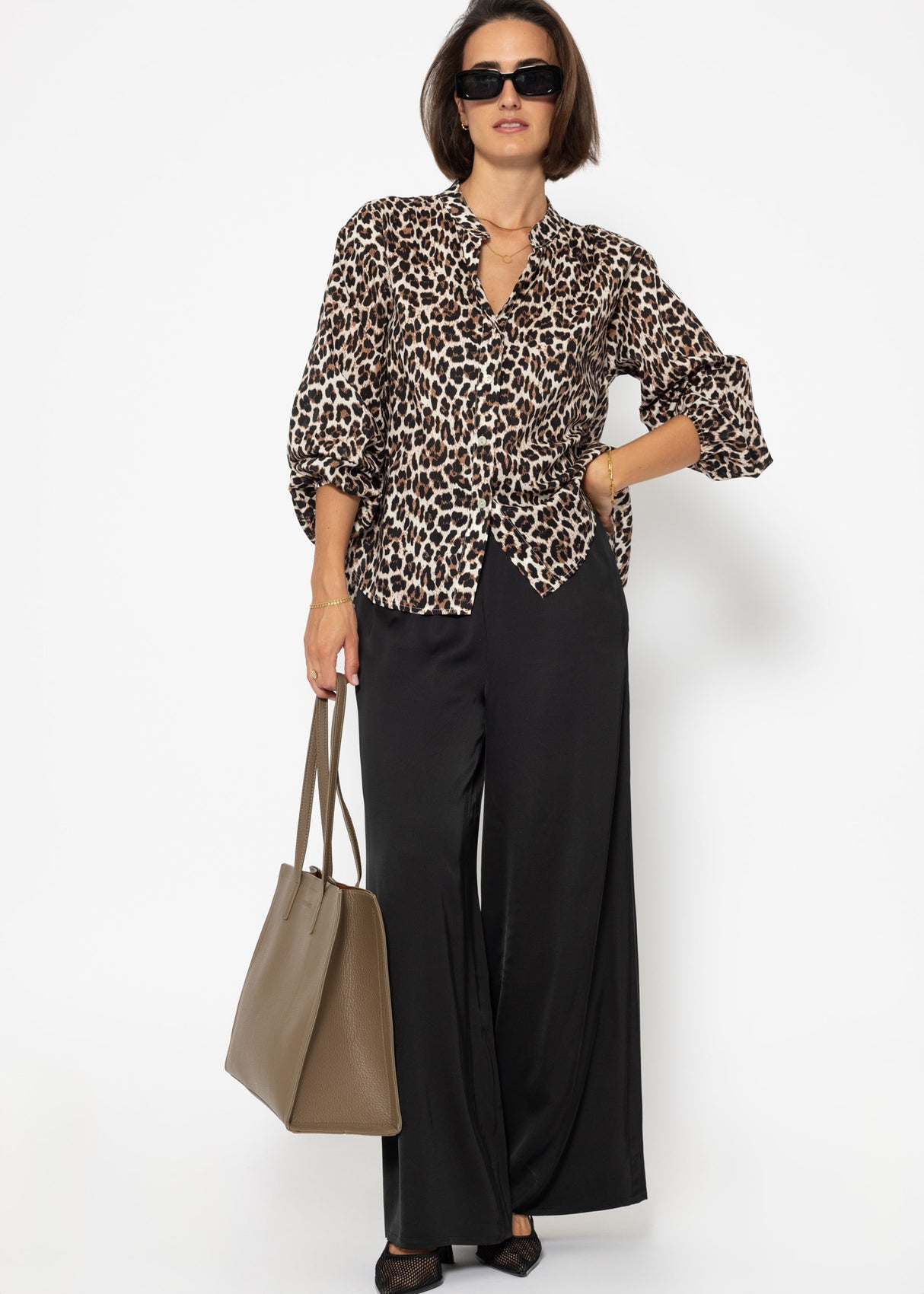 Cotton blouse shirt with leopard print - brown