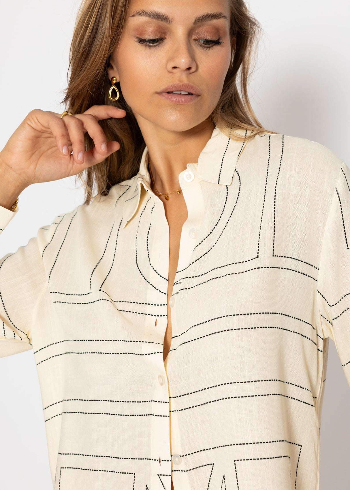 Blouse with print - cream
