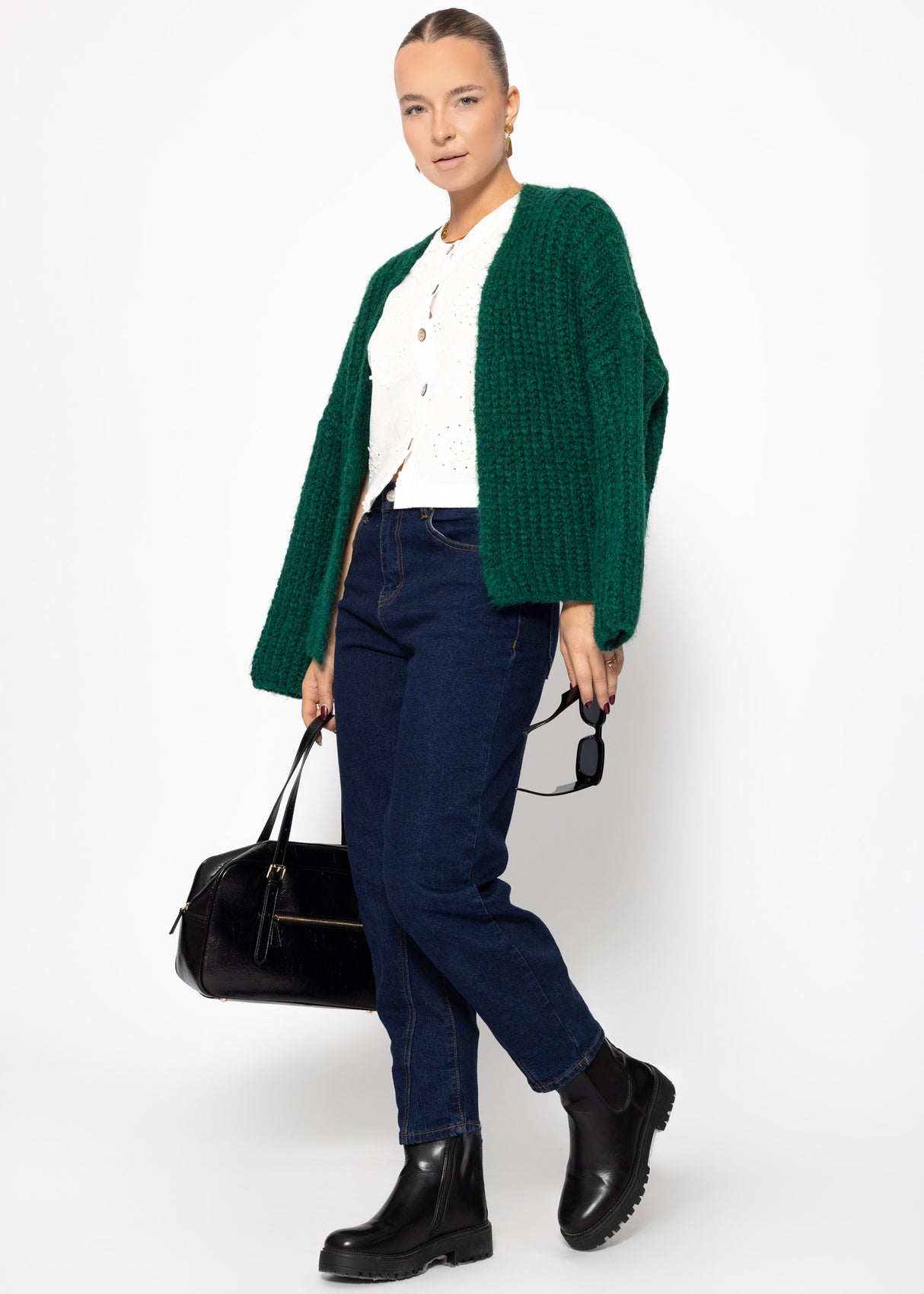 Blouse with short sleeves and embroidery - off-white