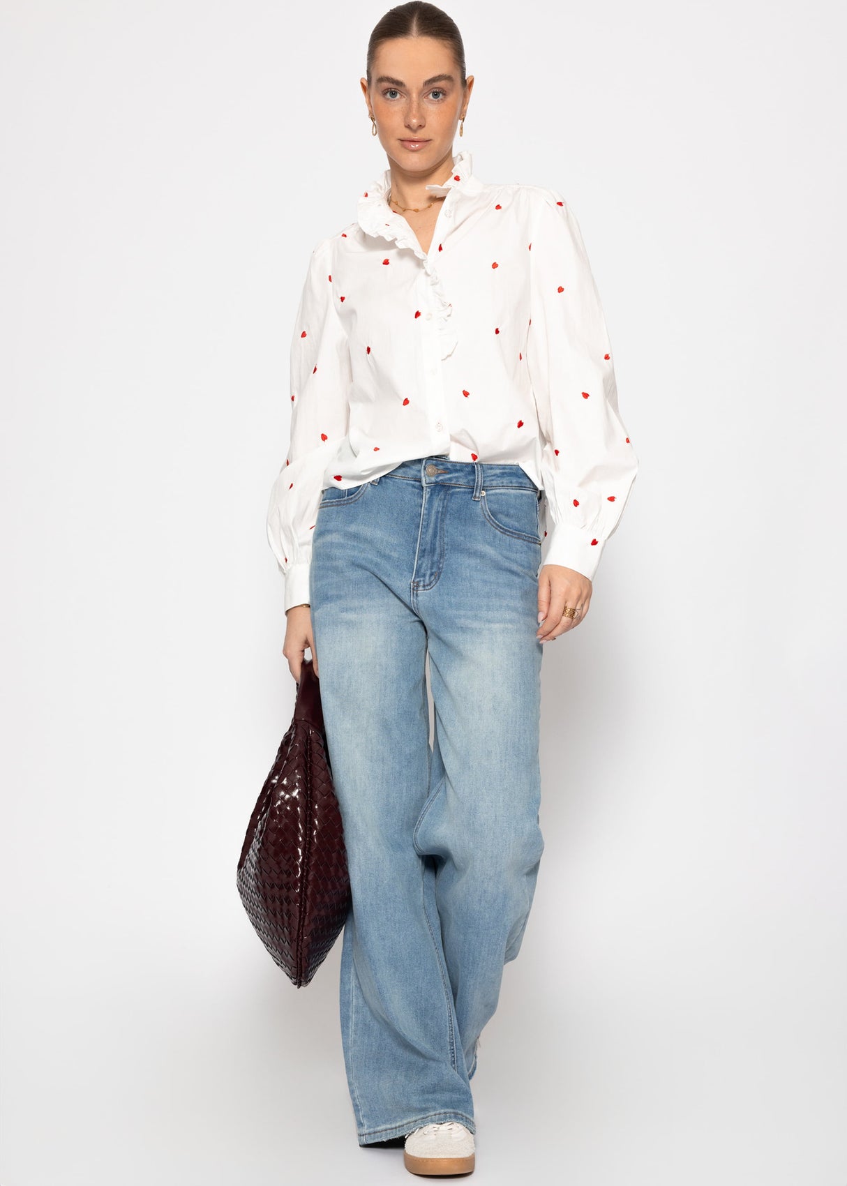 Blouse with red heart embroidery - white