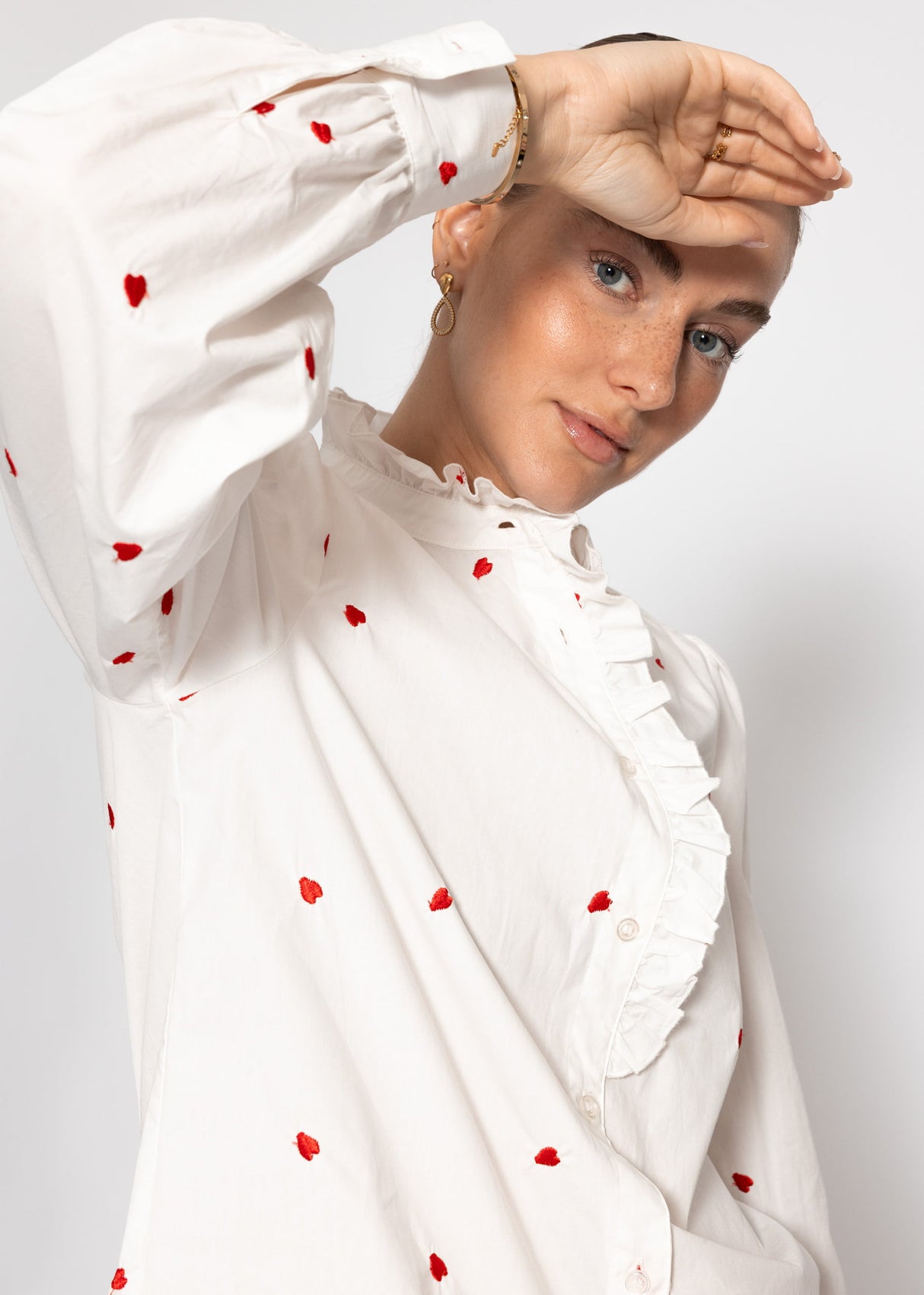 Blouse with red heart embroidery - white
