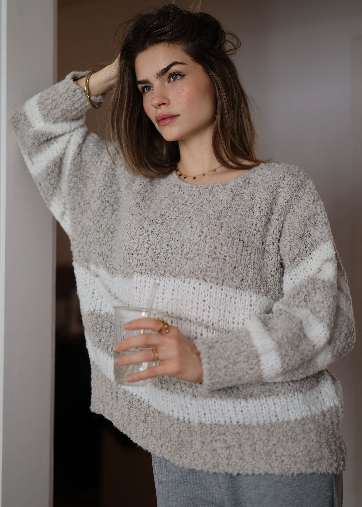 Bouclé Pullover mit Streifenmuster - greige