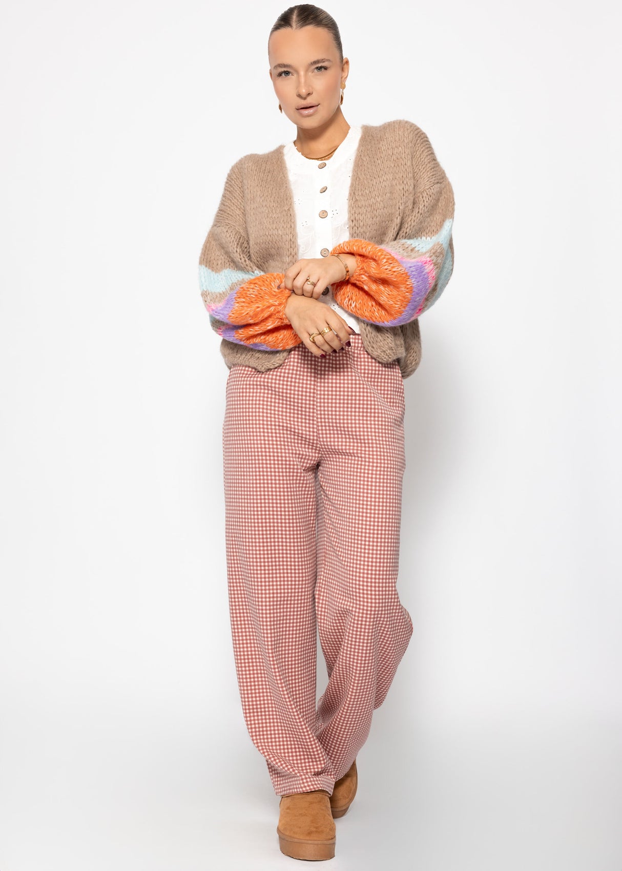 Cardigan mit bunten Statement-Ärmeln - beige